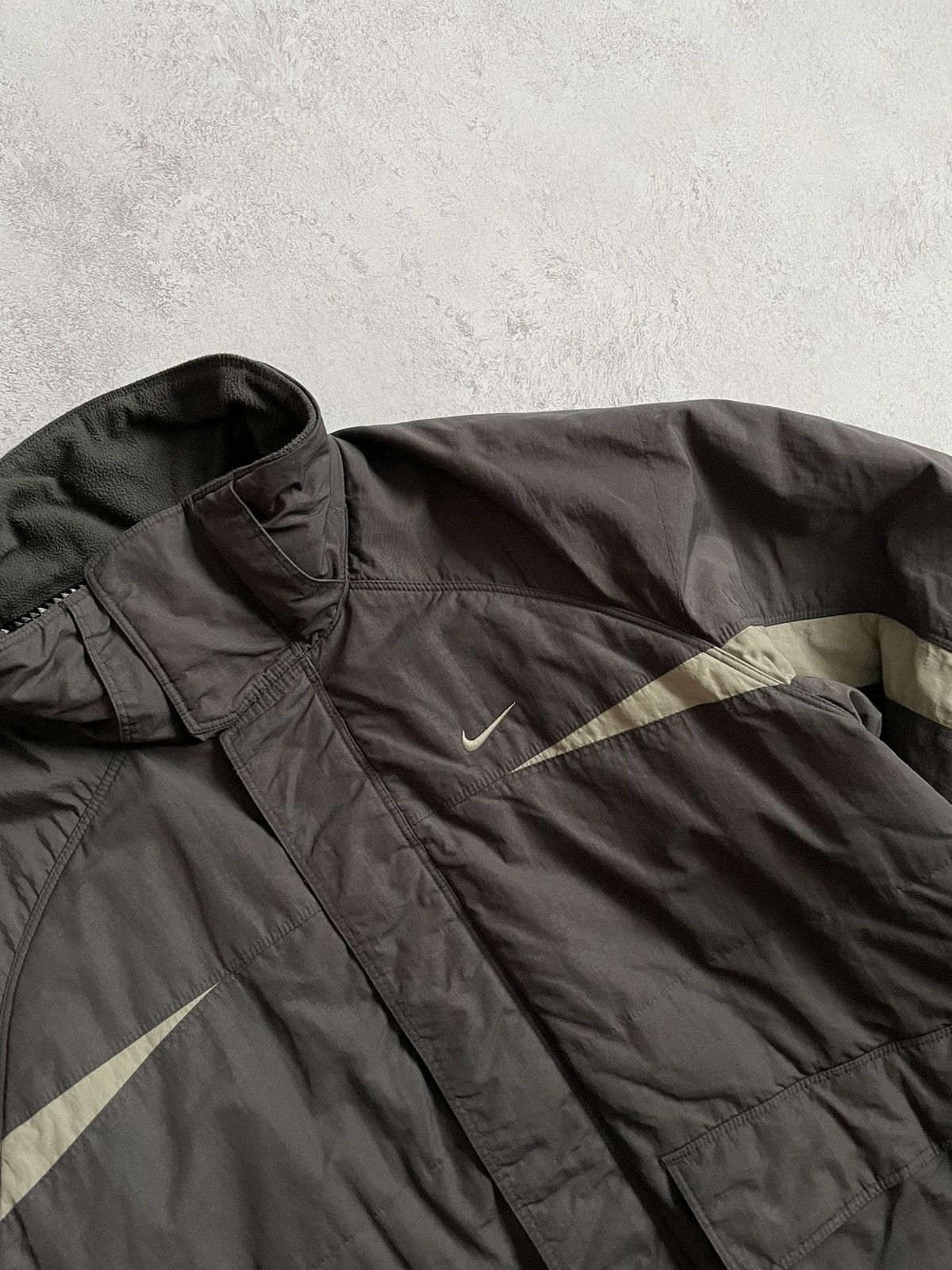 Nike Vintage Y2K Nike Big Logo Swoosh Puffer Jacket 00s Size M Size US M / EU 48-50 / 2 - 2 Thumbnail
