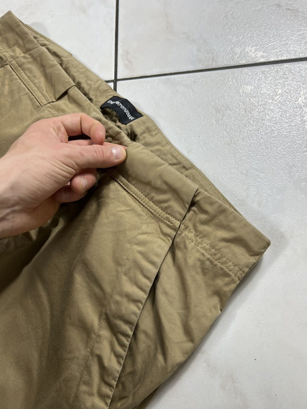 Emporio Armani Emporio armani big pockets cargo pants buckle back archive Size US 32 / EU 48 - 11 Thumbnail