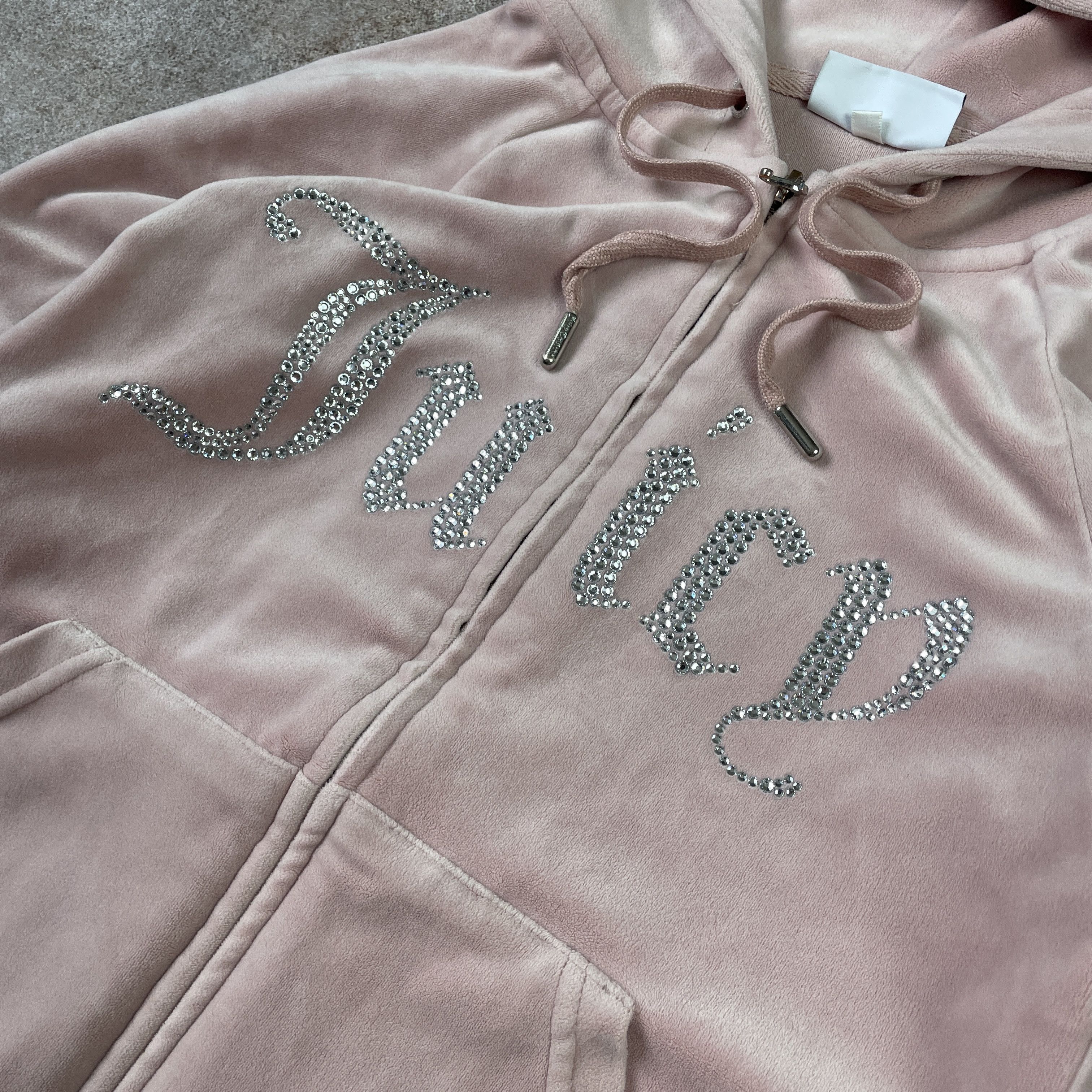 Juicy Couture ⭐ Juicy Couture Pink Velour Cropped Zip Hoodie Size XS / US 0-2 / IT 36-38 - 2 Thumbnail