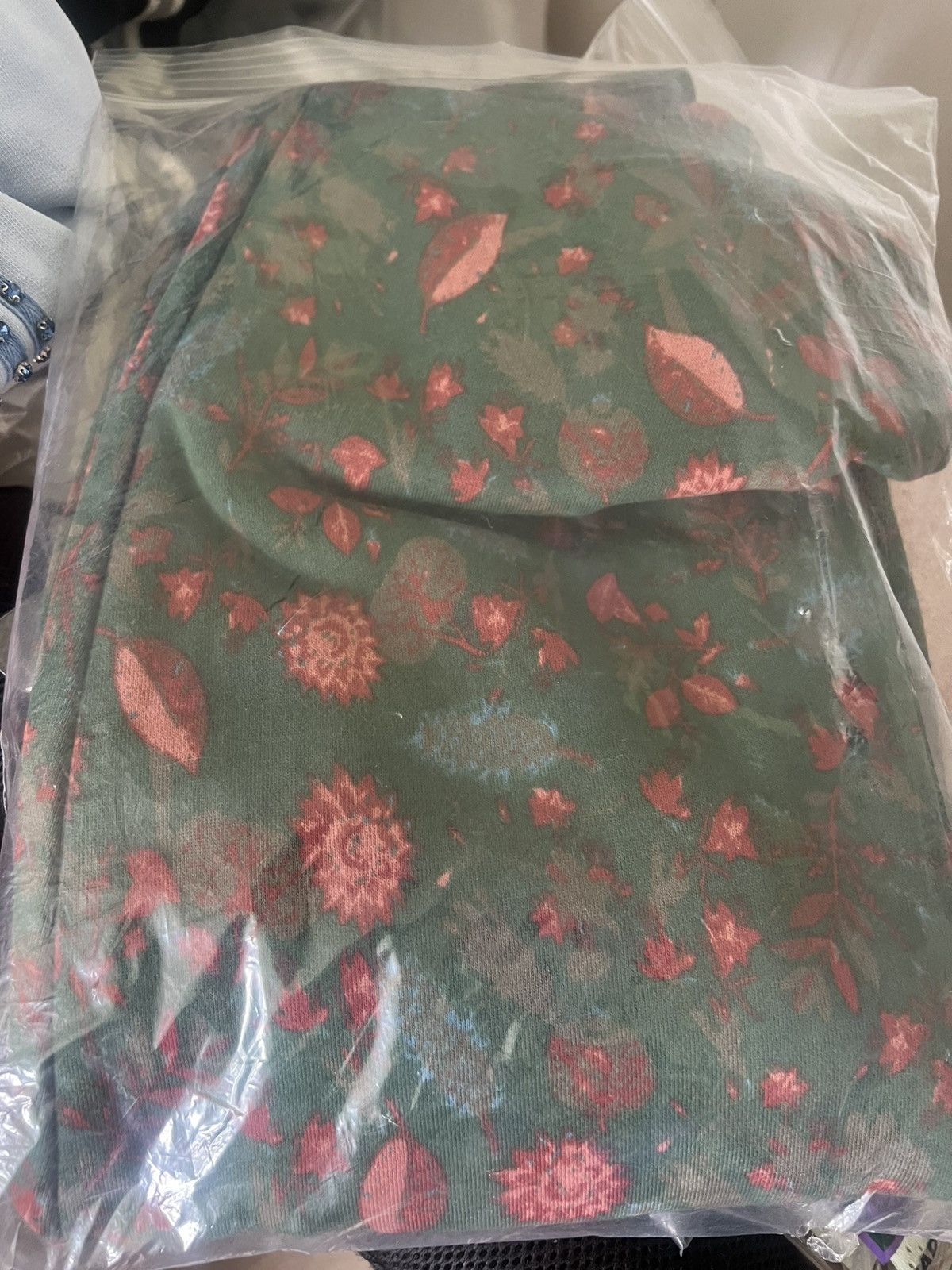 Eric Emanuel Eric Emanuel green floral all over print sweatpants medium Size US 30 / EU 46 - 4 Thumbnail