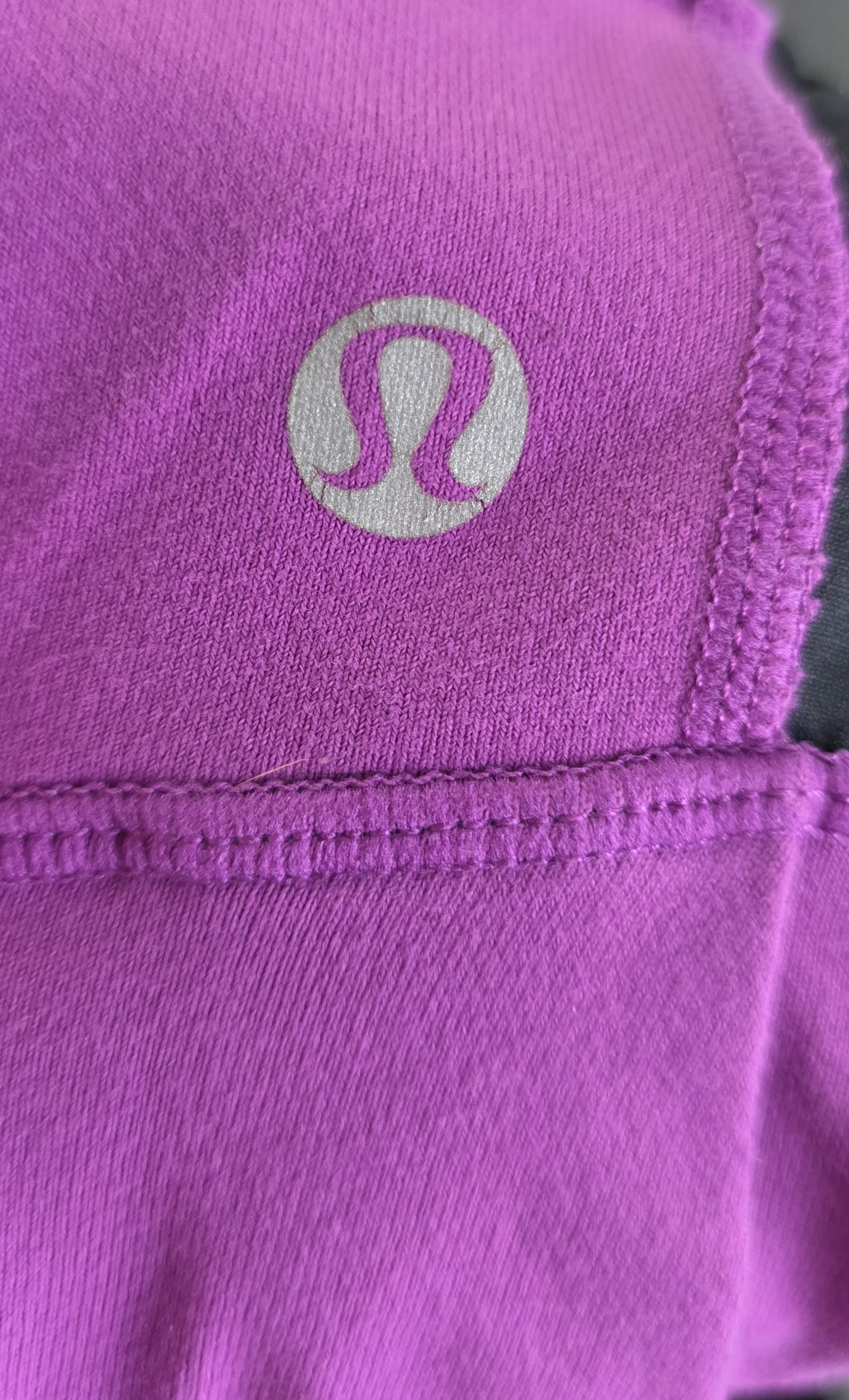 Lululemon Lululemon Yogi Dance Tank Top Purple Black Ruched Size 4 Size S / US 4 / IT 40 - 4 Thumbnail