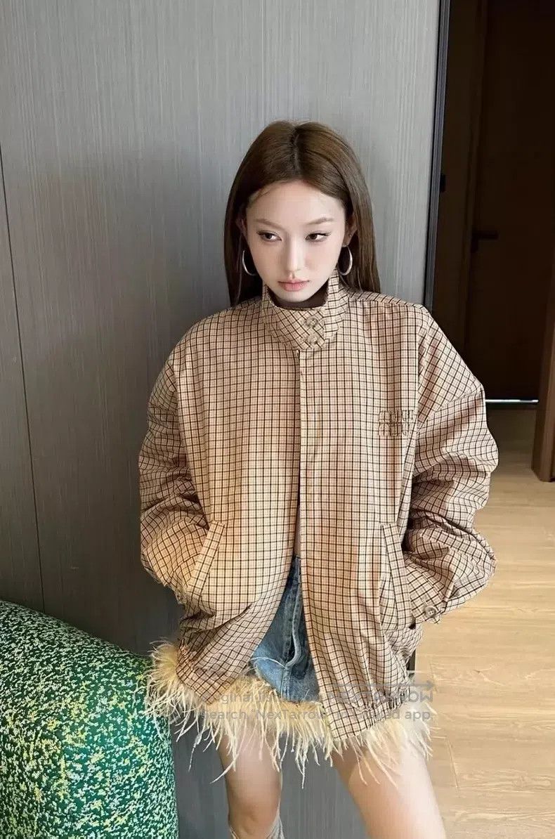 Miu Miu Miu Miu 38 Checked jacket zipper coat Size M / US 6-8 / IT 42-44 - 1 Thumbnail