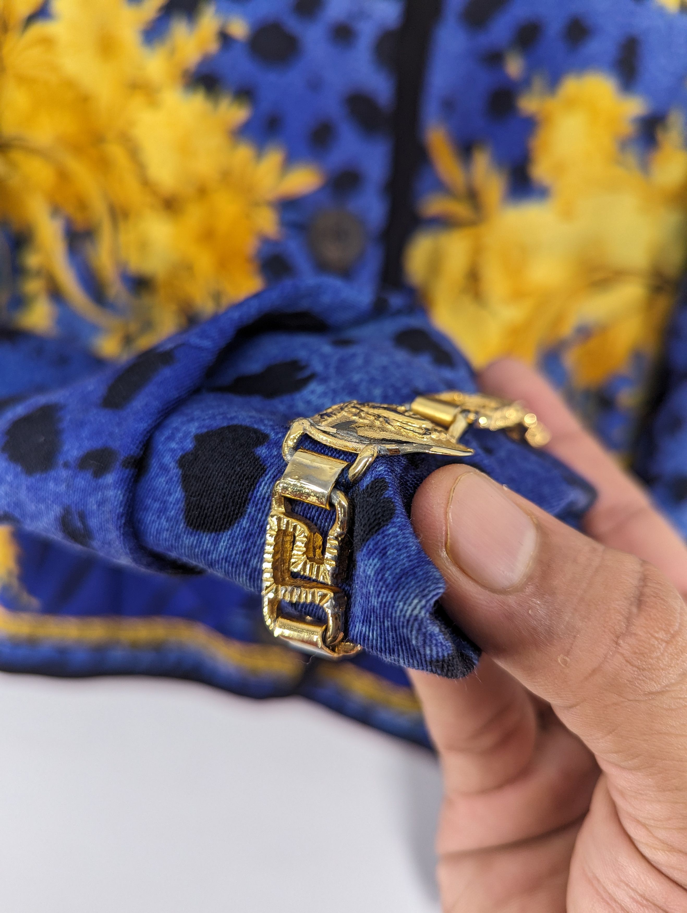Versace Vintage 90s Gianni Versace Blue Baroque Leopard Print Jacket Size XS / US 0-2 / IT 36-38 - 9 Thumbnail