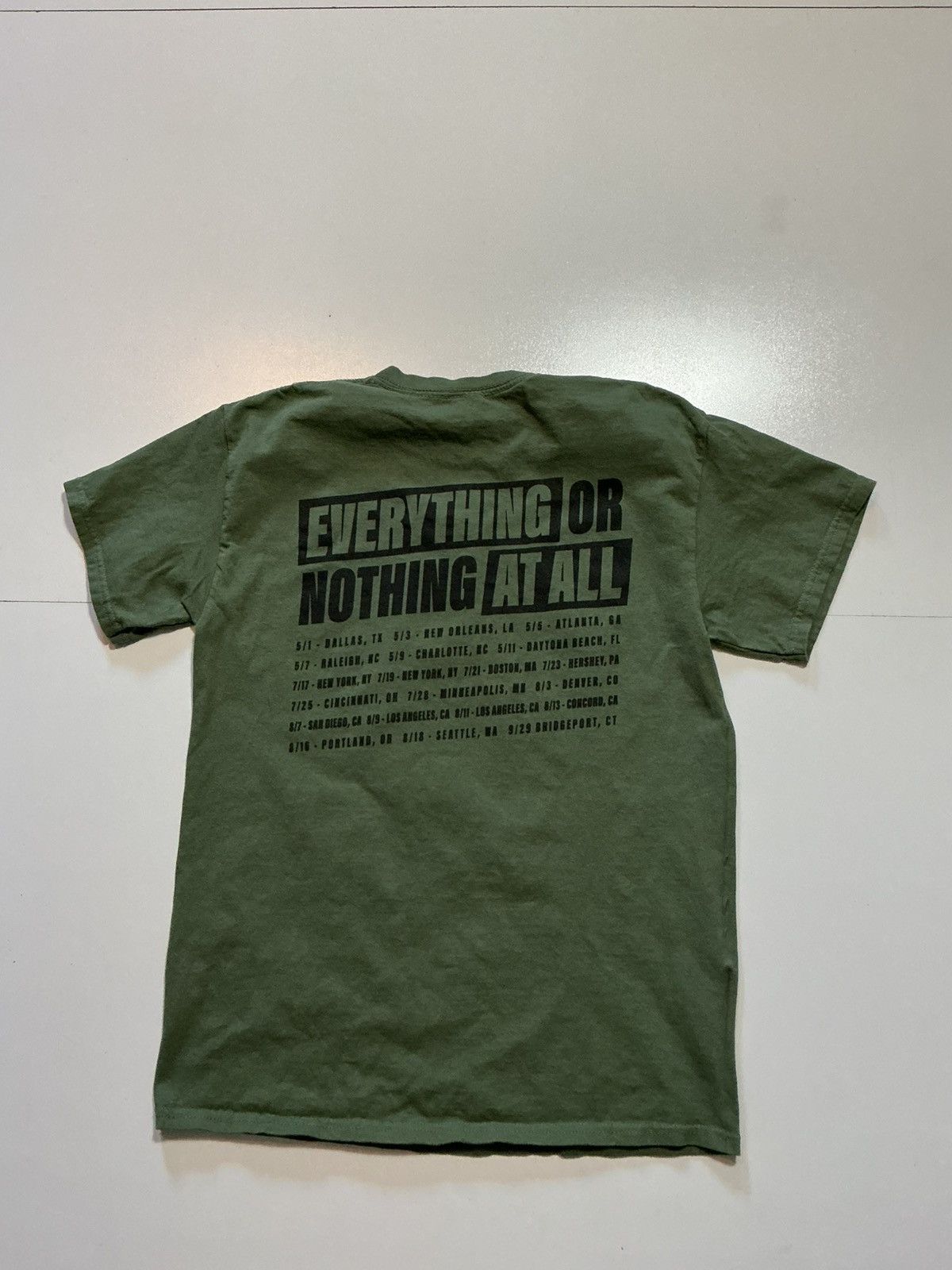 Band Tees Foo Fighters 2024 Tour Everything Or Nothing At All T-Shirt Size US M / EU 48-50 / 2 - 2 Thumbnail