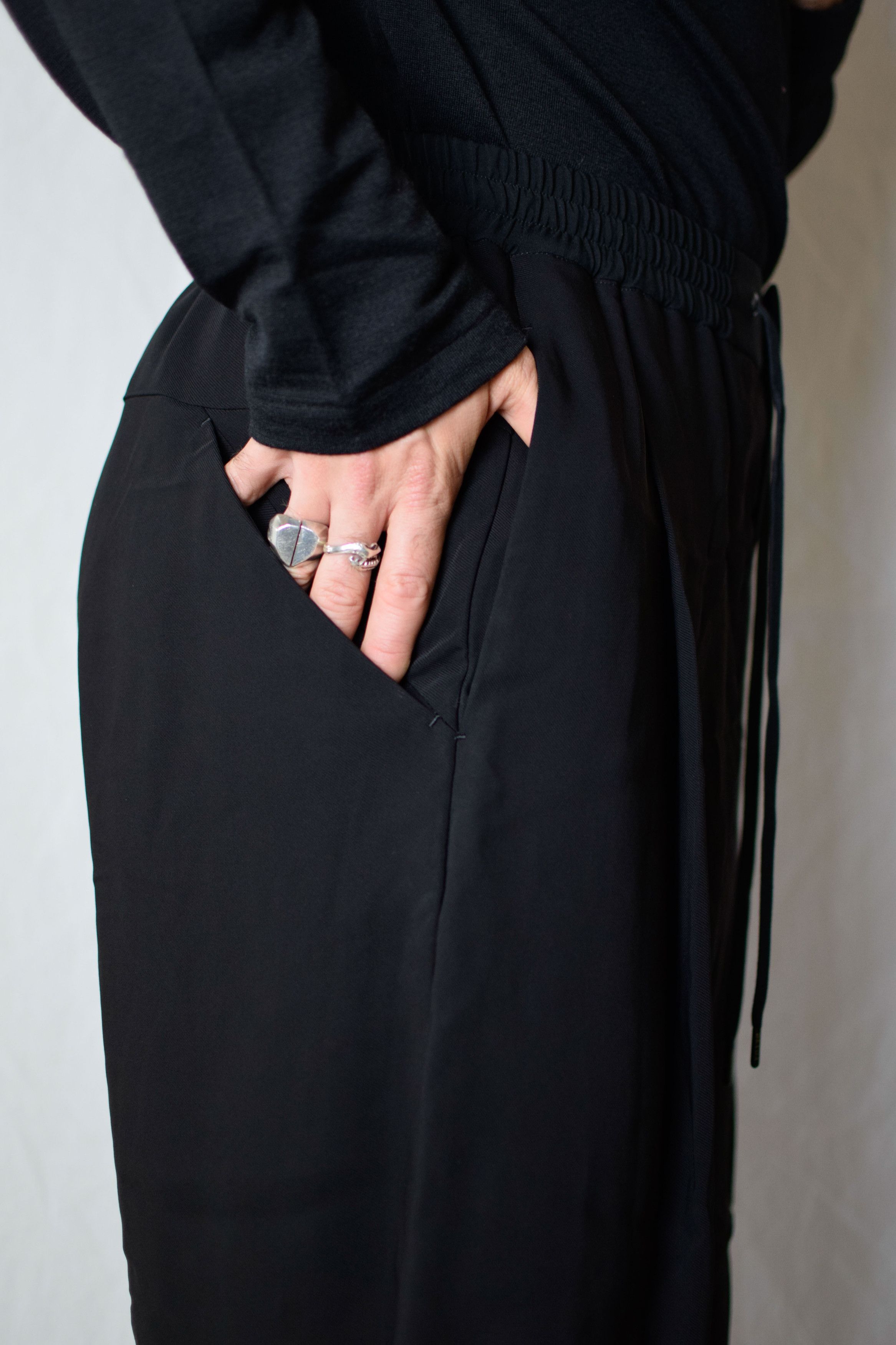 Devoa Devoa SS25 Shorts - PTK-WFVG Size US 32 / EU 48 - 8 Thumbnail