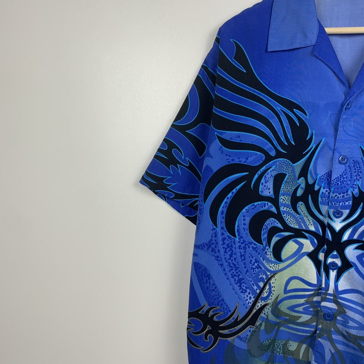 Vintage Vintage Hawaiian Y2K Tribal Shirt Avant Garde Short Sleeve Size US L / EU 52-54 / 3 - 4 Thumbnail