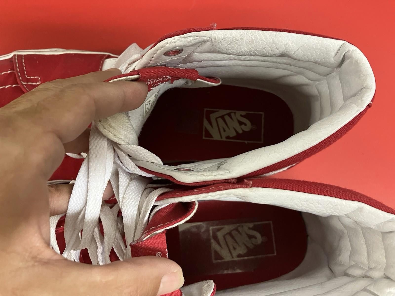 Vans Vans Sk8-Hi Top Skate Sneakers Suede Red Size US 9.5 / IT 39.5 - 8 Thumbnail