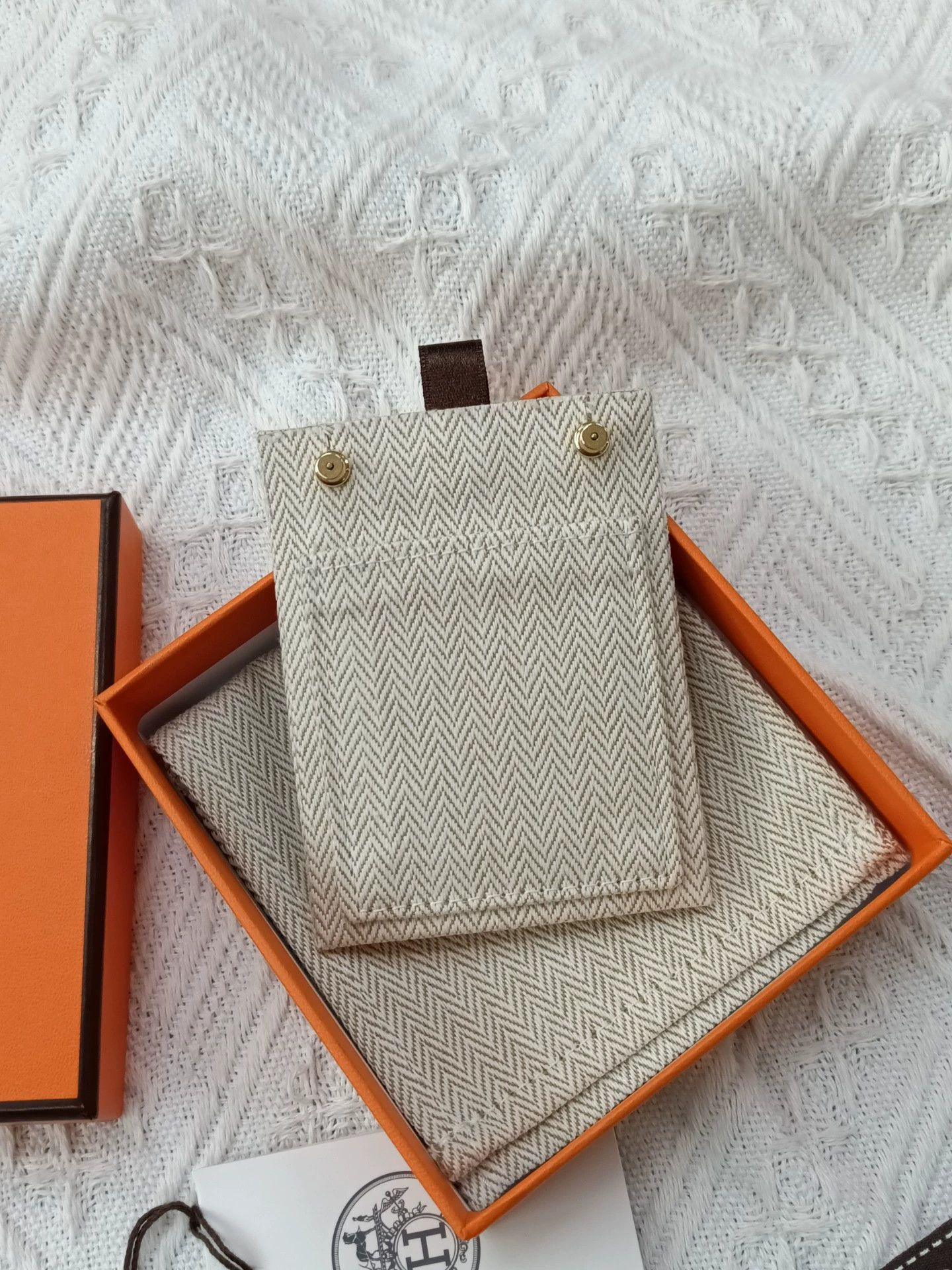 Hermes Hermes Sur Mer Buffalo Horn Pig Nose Studs BNIB Size ONE SIZE - 2 Thumbnail