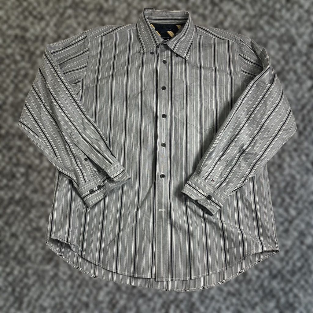 Tommy Hilfiger Tommy Hilfiger Button-Up Shirt Men's L Long Sleeve Gray 80s Two Ply Cotton Button-Down Collar Pockets Regular Family Casual Mens Size US L / EU 52-54 / 3 - 1 Thumbnail