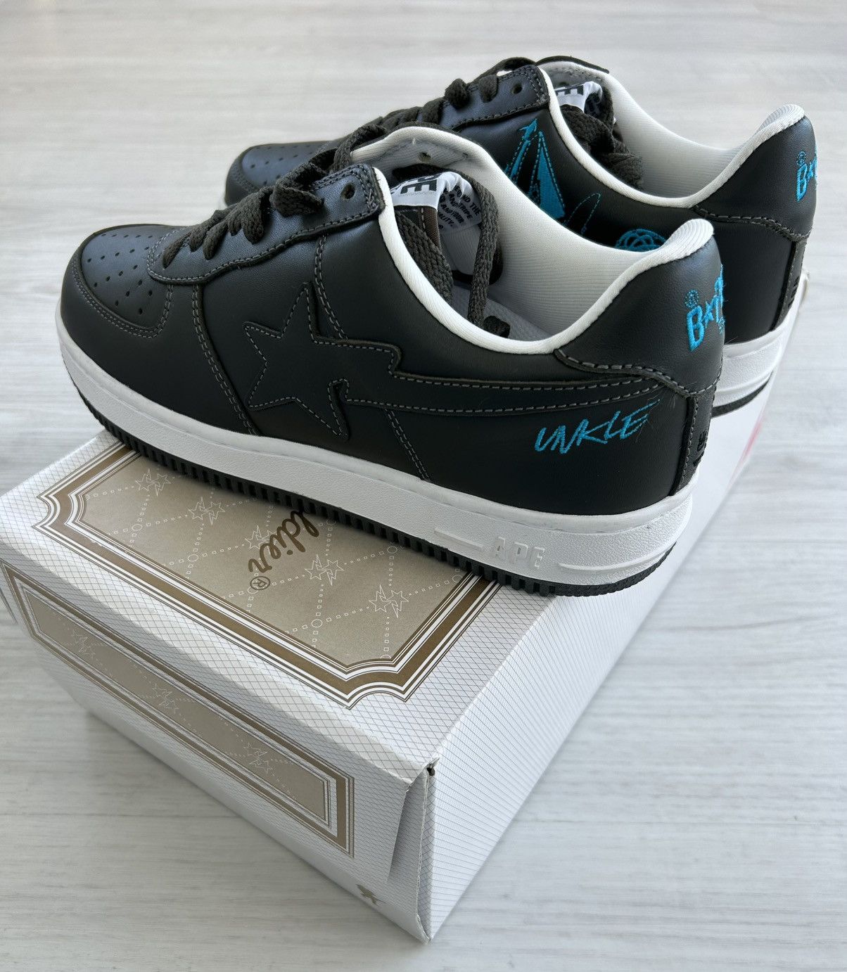 Bape VERY RARE OG 2003 A BATHING APE X UNKLE 1 OF 100 BAPESTA Size US 10 / EU 43 - 2 Thumbnail