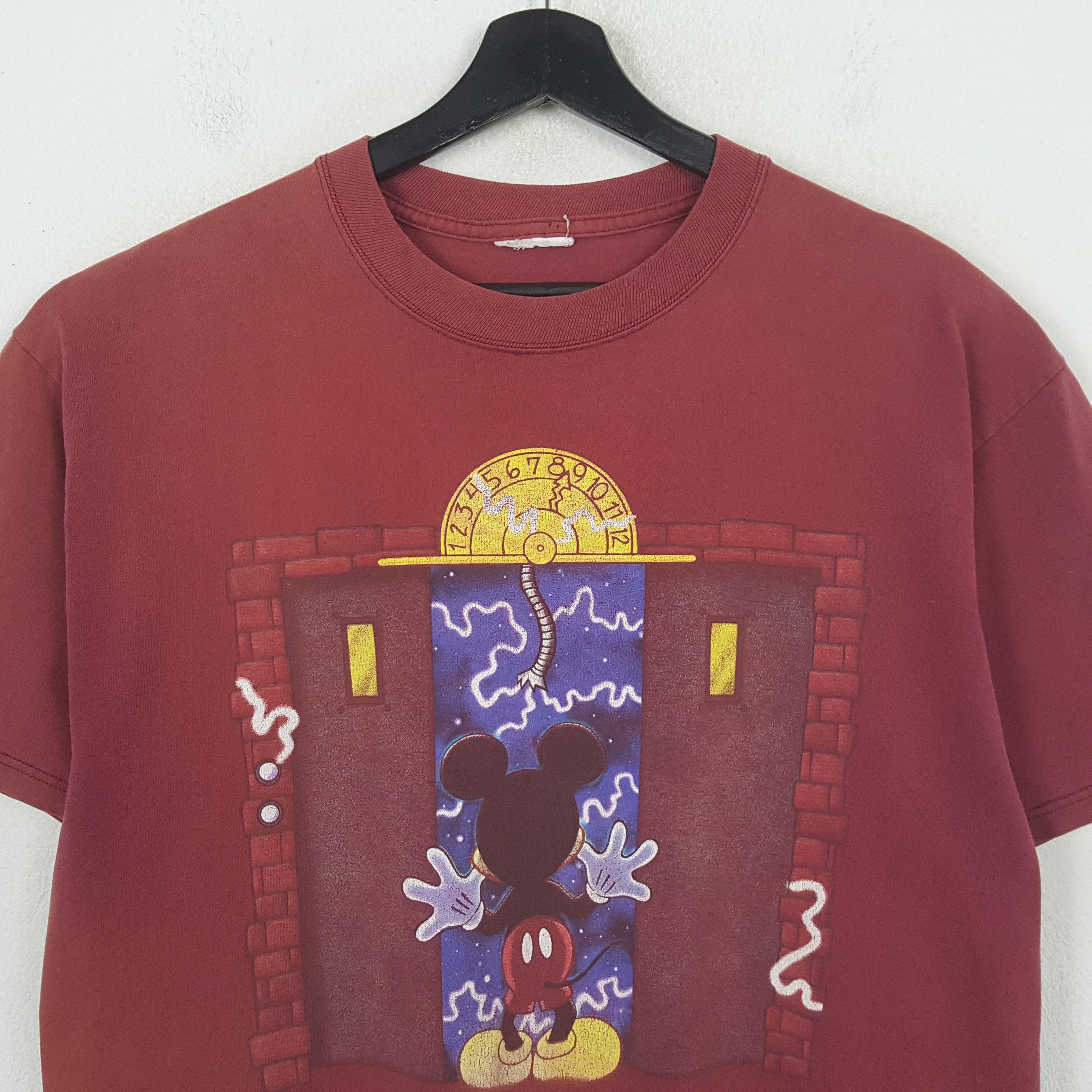Disney Mickey Mouse Twilight Zone Tower Terror Tshirt C299N39 Size US L / EU 52-54 / 3 - 2 Thumbnail