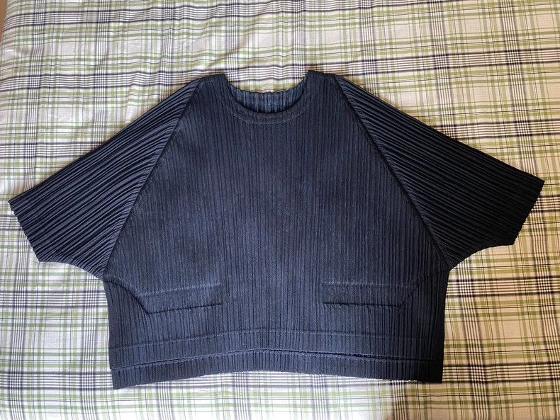 Issey Miyake Issey Miyake Dark blue long sleeves Size L / US 10 / IT 46 - 2 Thumbnail