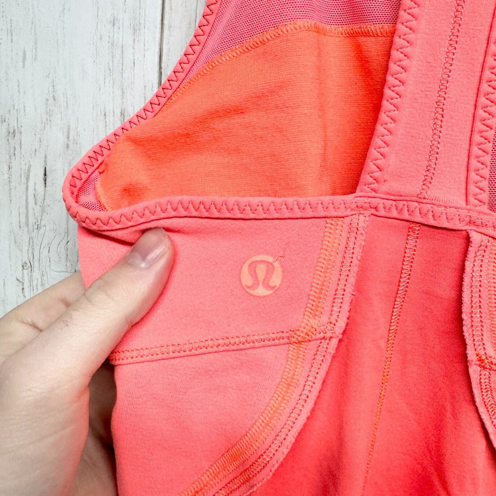 Lululemon Lululemon Size 4 Halter Power Up Tank Athletic Yoga Spandex Size S / US 4 / IT 40 - 2 Thumbnail