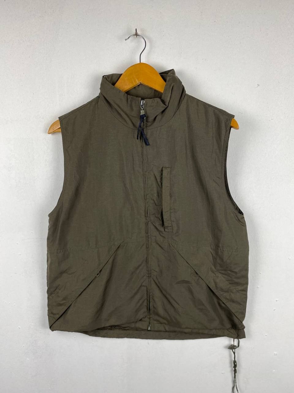Japanese Brand japanese brand nylon vest fishnet lining nice design Size US M / EU 48-50 / 2 - 1 Thumbnail