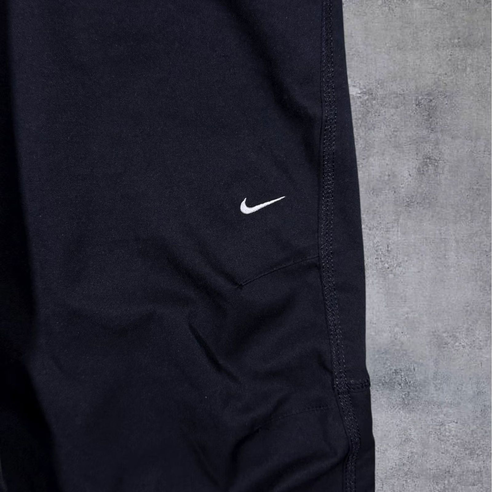 Nike Nike Capri Pants Shorts Black 3/4 Length Women's UK 10 Swoosh Logo Activewear Capris Size 32" / US 10 / IT 46 - 3 Thumbnail