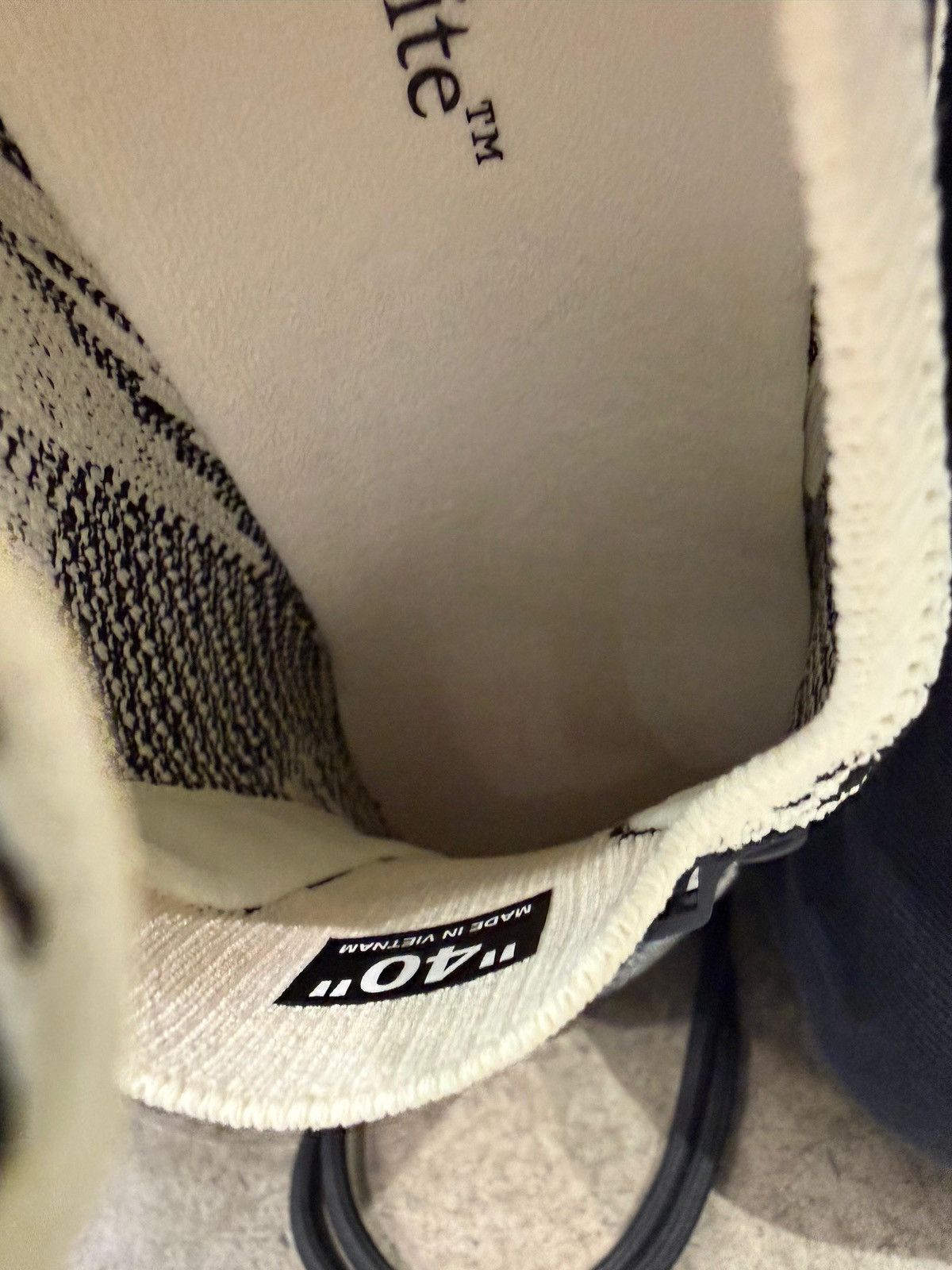Off-White OFF-WHITE - Be Right Back Knit Light Sneakers Sand Black Size US 7 / EU 40 - 7 Thumbnail