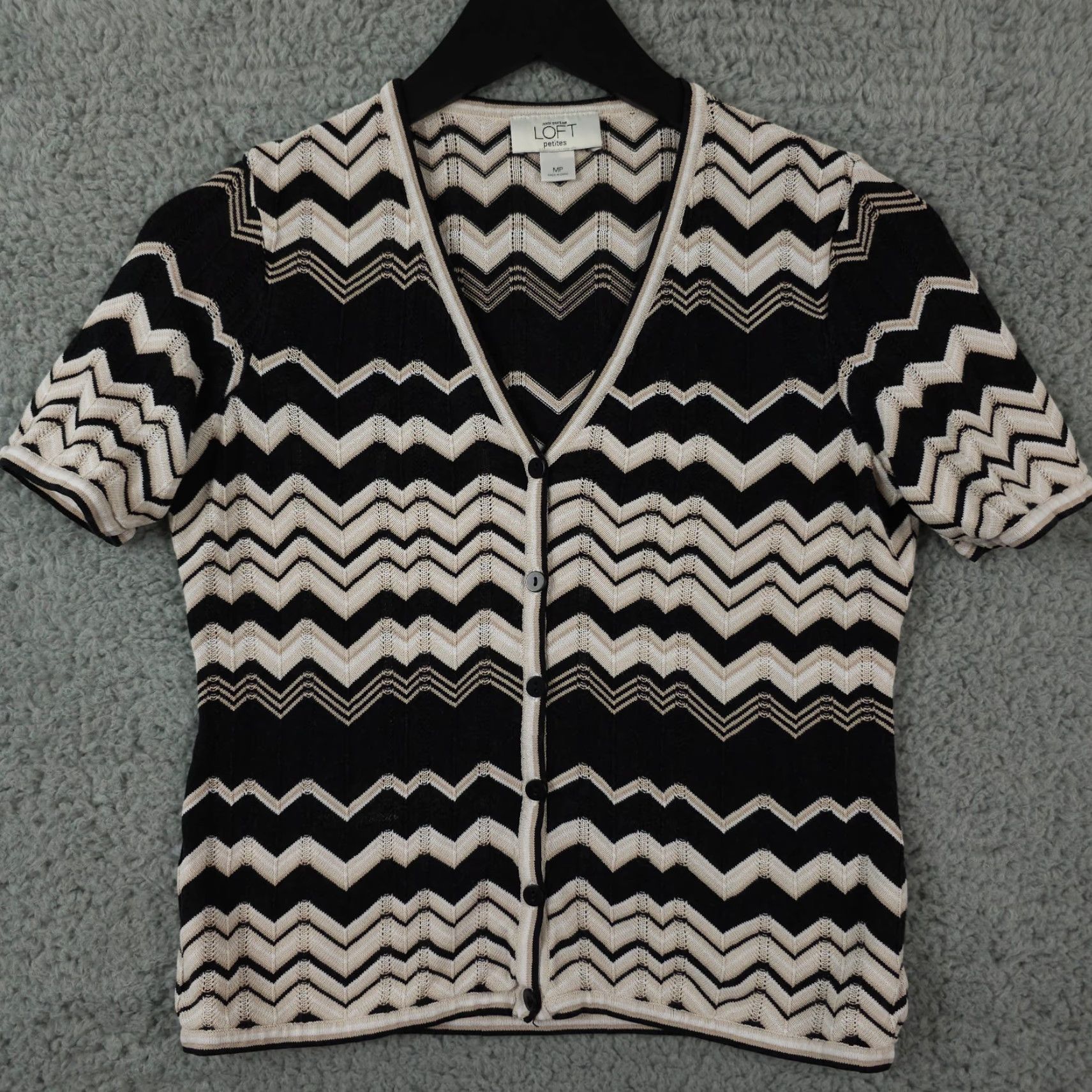 Loft LOFT Sweater Womens MP Black Beige Chevron Striped Button Up V Neck Size M / US 6-8 / IT 42-44 - 2 Thumbnail
