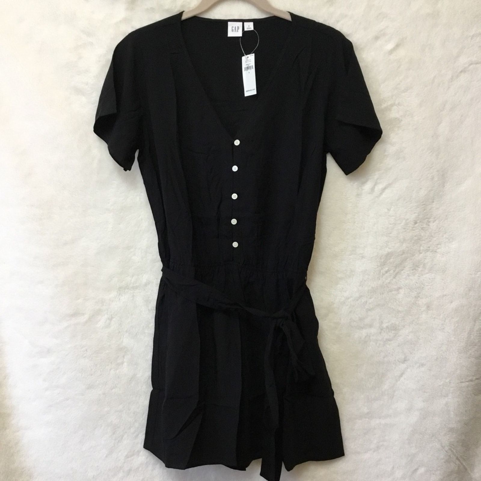 Gap GAP Factory Black Easy Button-Front Romper Size 27" / US 4 / IT 40 - 1 Thumbnail