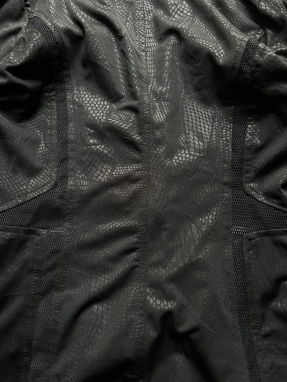 Isamu Katayama Backlash Vintage ai man snake skin vkei mesh blazer Size US M / EU 48-50 / 2 - 5 Thumbnail