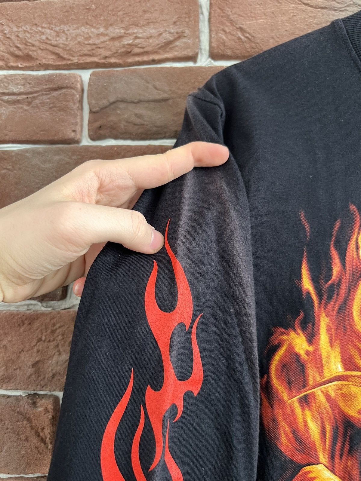 Vintage Vintage 90s Flames Sleeves Longsleeve Hype Streetwear Drip Size US M / EU 48-50 / 2 - 6 Thumbnail
