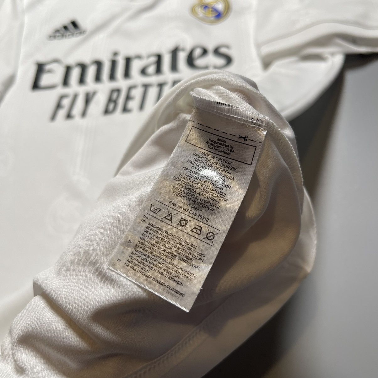 Adidas × Vintage REAL MADRID ADIDAS 2022/2023 SOCCER HOME JERSEY #9 BENZEMA Size US XL / EU 56 / 4 - 11 Thumbnail