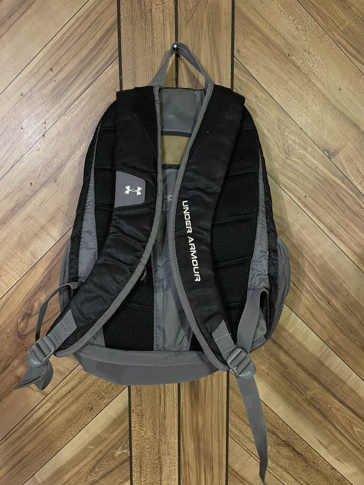 Under Armour Under Armour Hustle Storm Black Backpack Hiking Travel Bag Size ONE SIZE - 9 Thumbnail