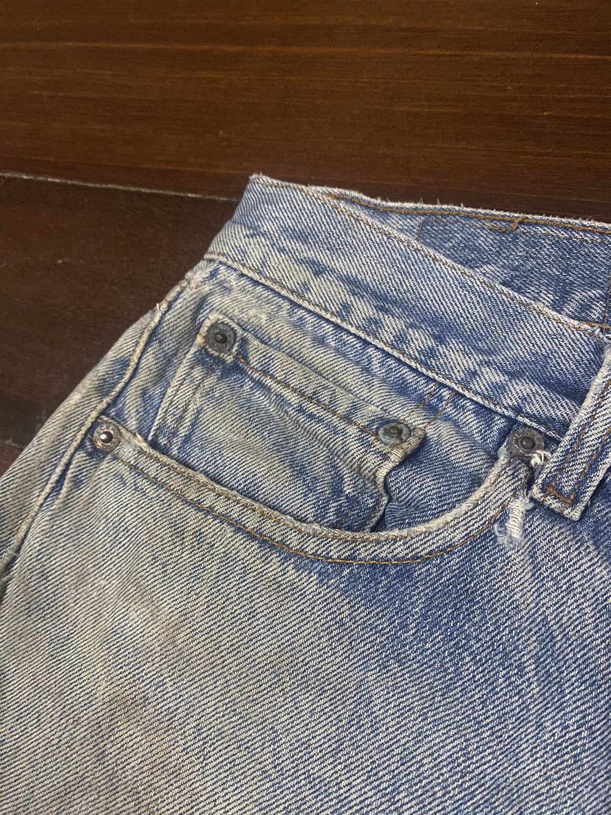 Levi's Vintage Clothing FIRE 🔥 VINTAGE 70s 80s LEVIS 501 DESTROY DISTRESSED RIPPED Size US 32 / EU 48 - 11 Thumbnail