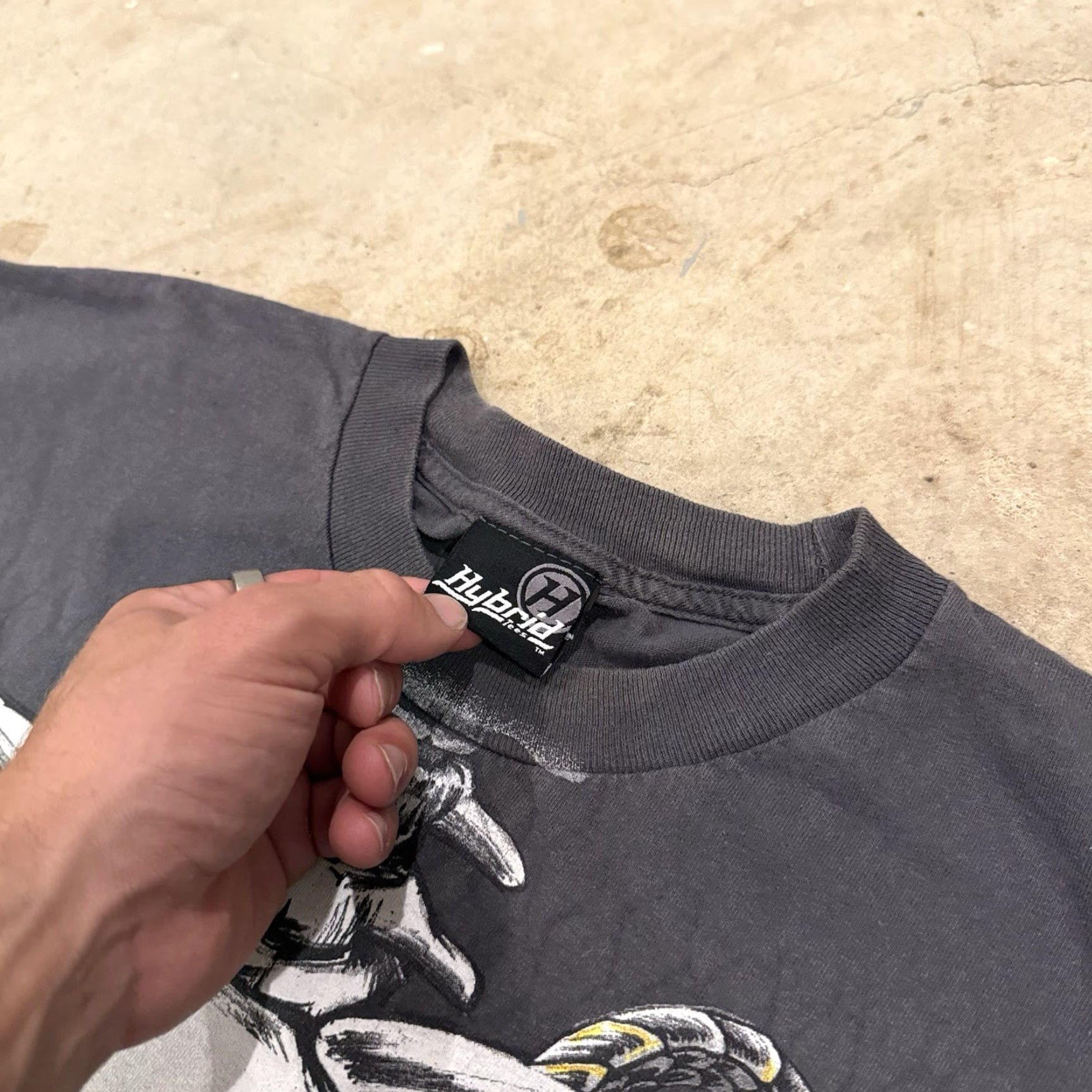 Vintage VINTAGE Y2K Streetwear Mens L Faded Skeleton Snake T-Shirt Size US L / EU 52-54 / 3 - 3 Thumbnail