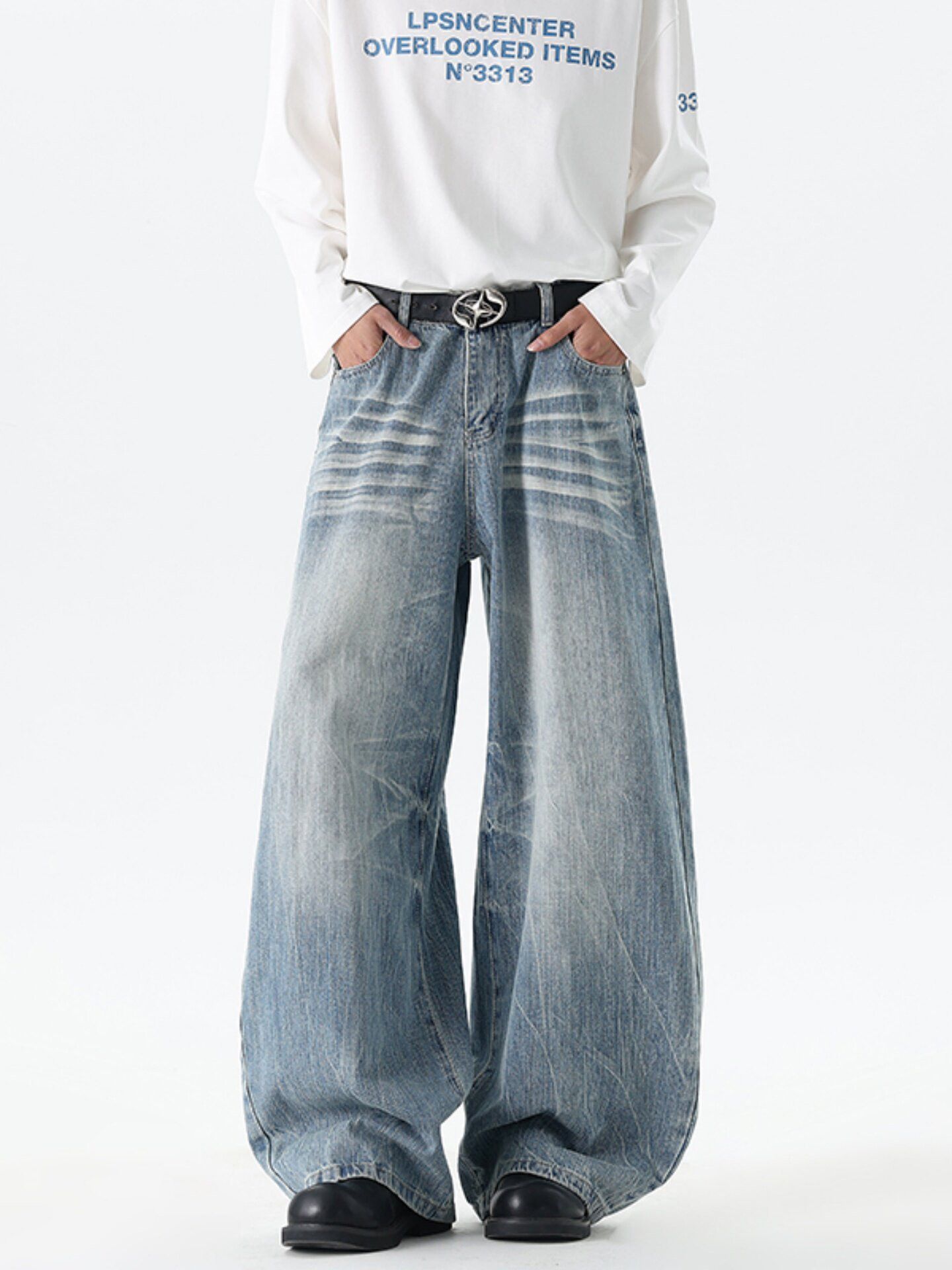 Vintage American Distressed & Washed Denim Jeans with Lightning Size US 32 / EU 48 - 1 Thumbnail