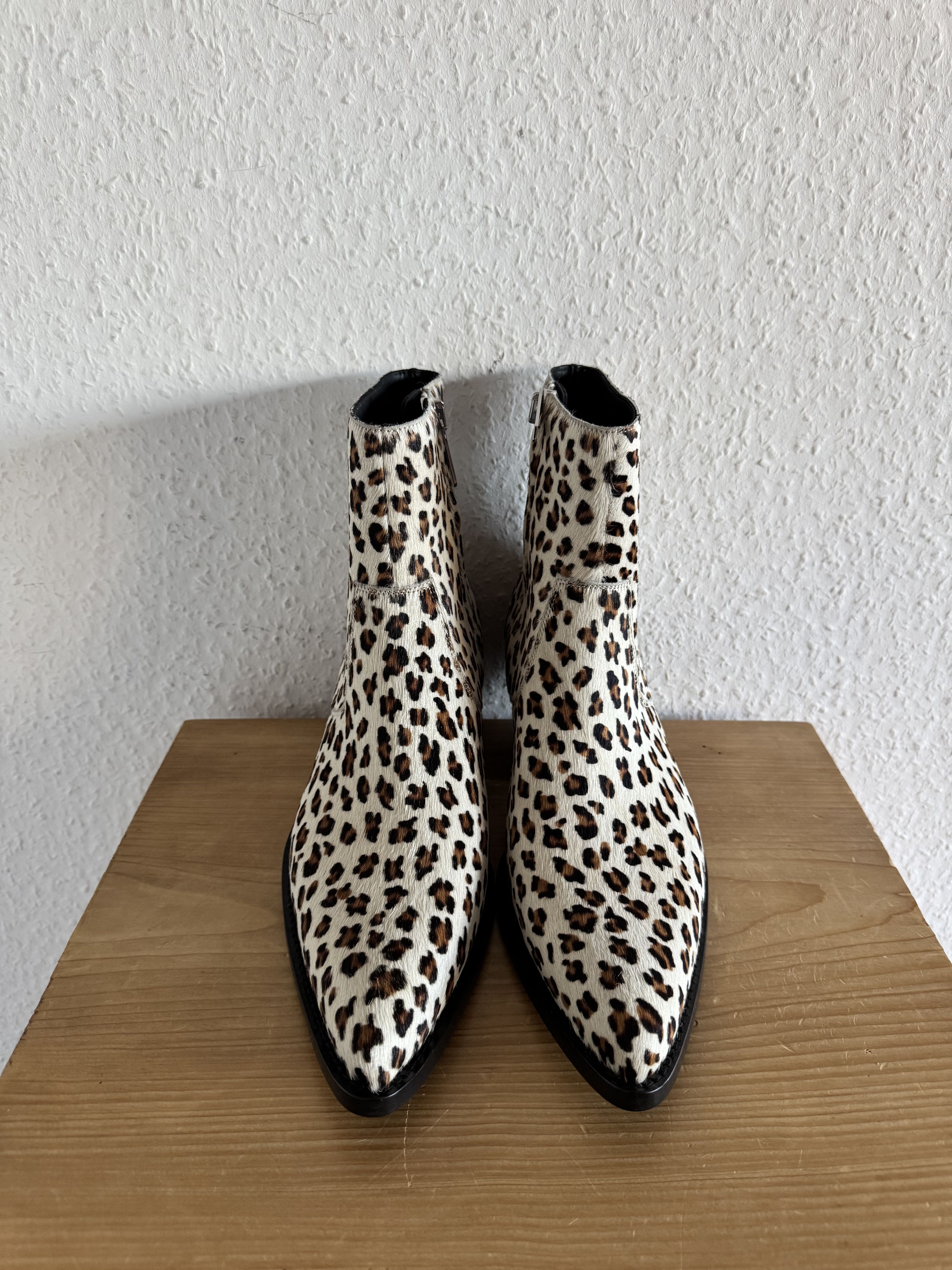 Calvin Klein 205W39NYC Pony Hair Spazzolato Ankle Boots Size US 8 / EU 41 - 2 Thumbnail