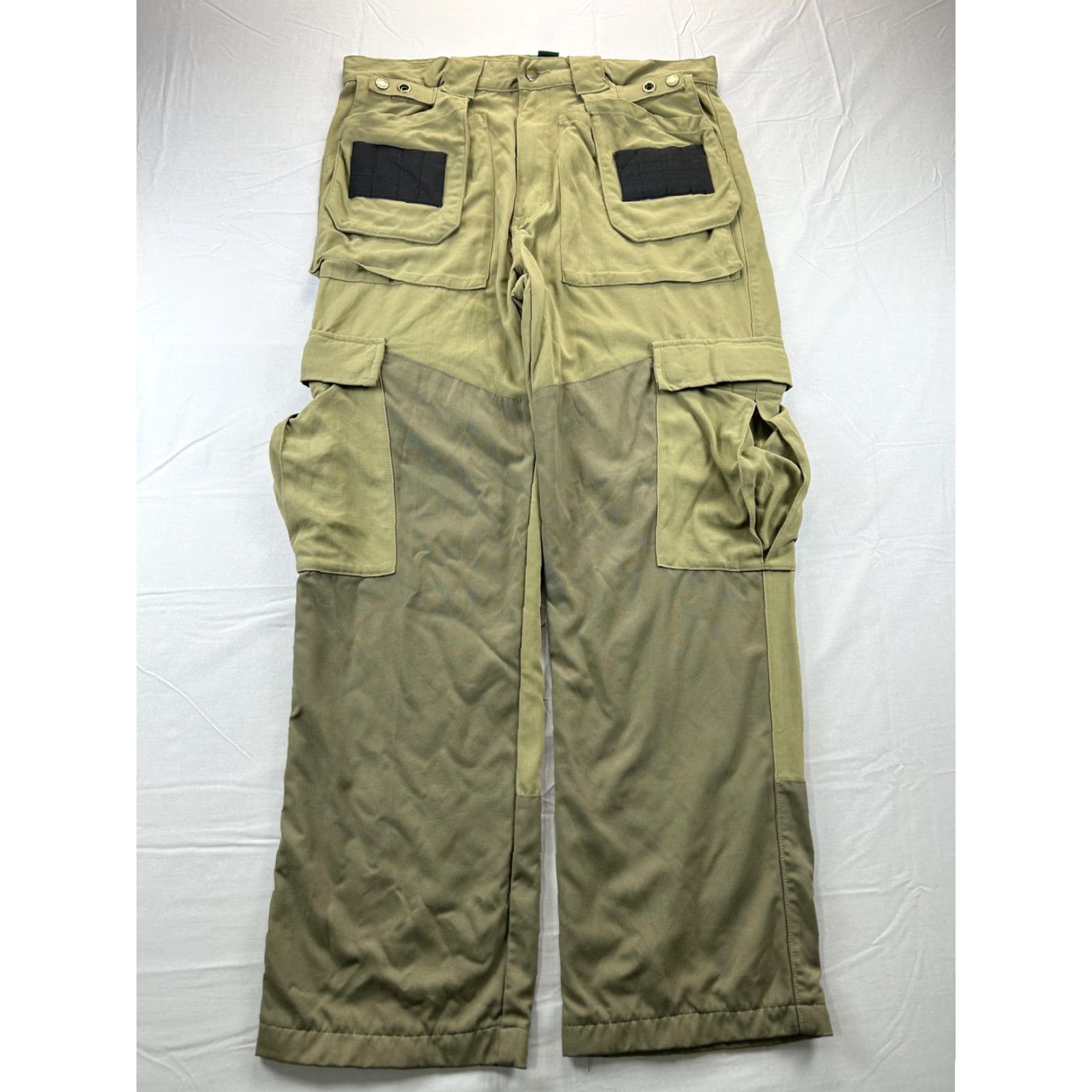 Vintage Cabela's Cargo Pants Mens 36X30 Green Workwear Outdoor Hunting Cargo Pocket Pants Mens Regular 36x30 Green Nylon Solid Front Zip Pockets Workwear Size US 36 / EU 52 - 2 Thumbnail