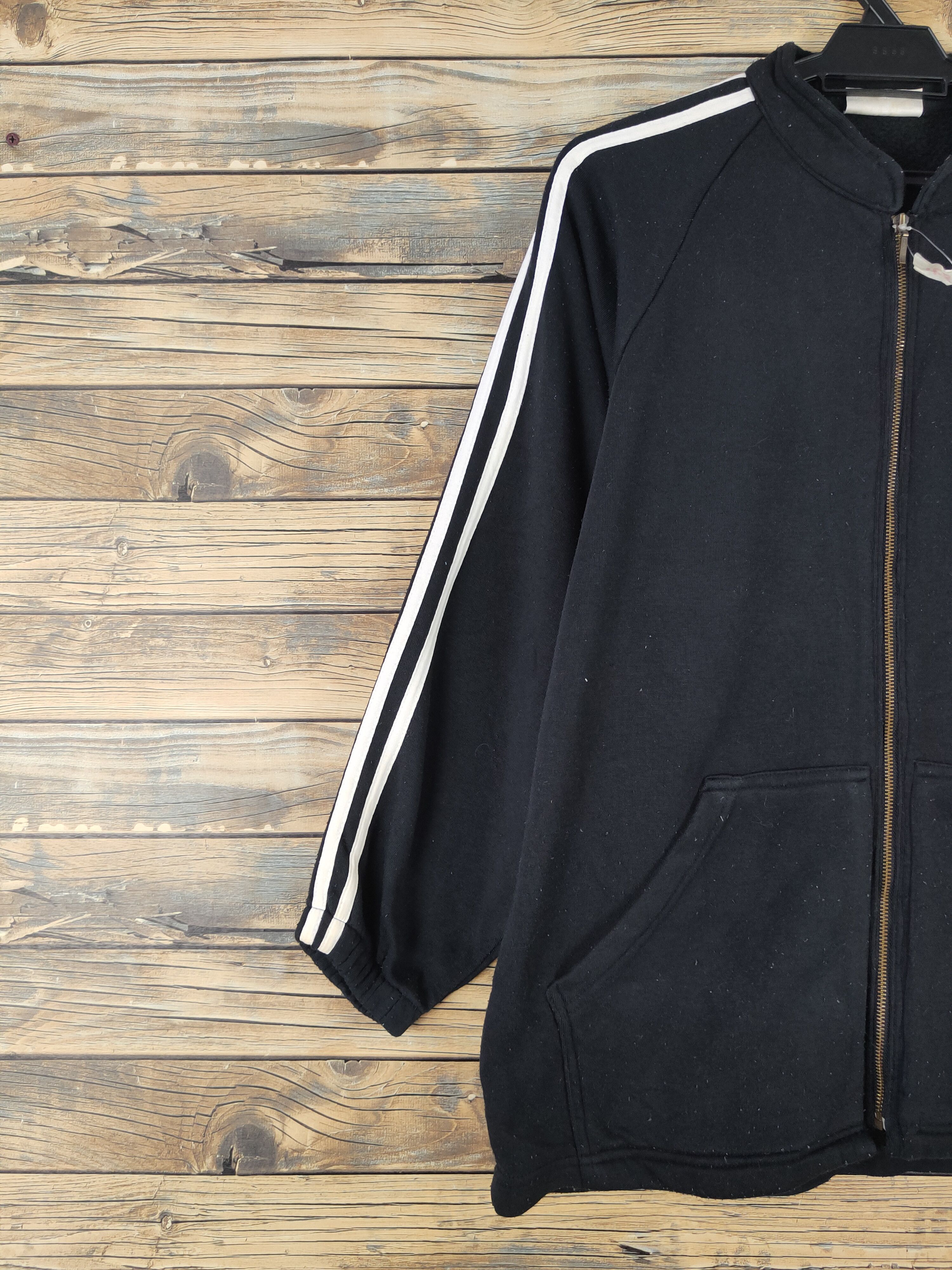 Adidas DL Adidas vintage Black Sweaters #571 Size US L / EU 52-54 / 3 - 3 Thumbnail