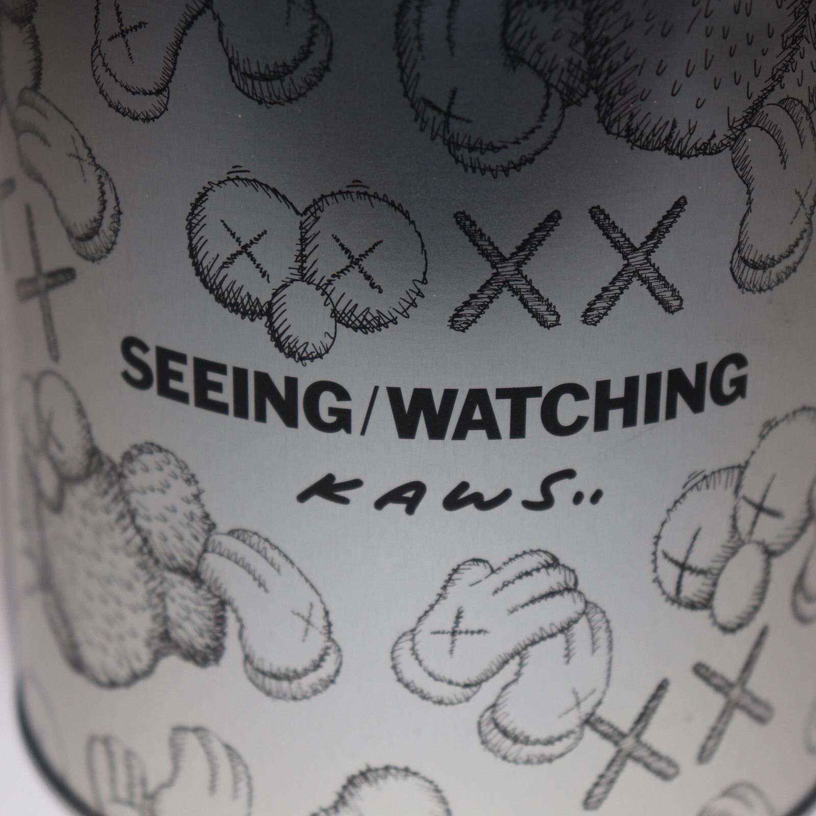 Kaws KAWS Seeing Watching Canned Black Pocket T-shirt Size Large Size US L / EU 52-54 / 3 - 6 Thumbnail