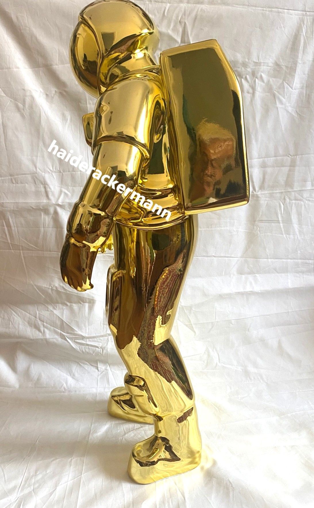Omega Omega 50th moon landing speedmaster 70 cm astronaut figure Size ONE SIZE - 6 Thumbnail