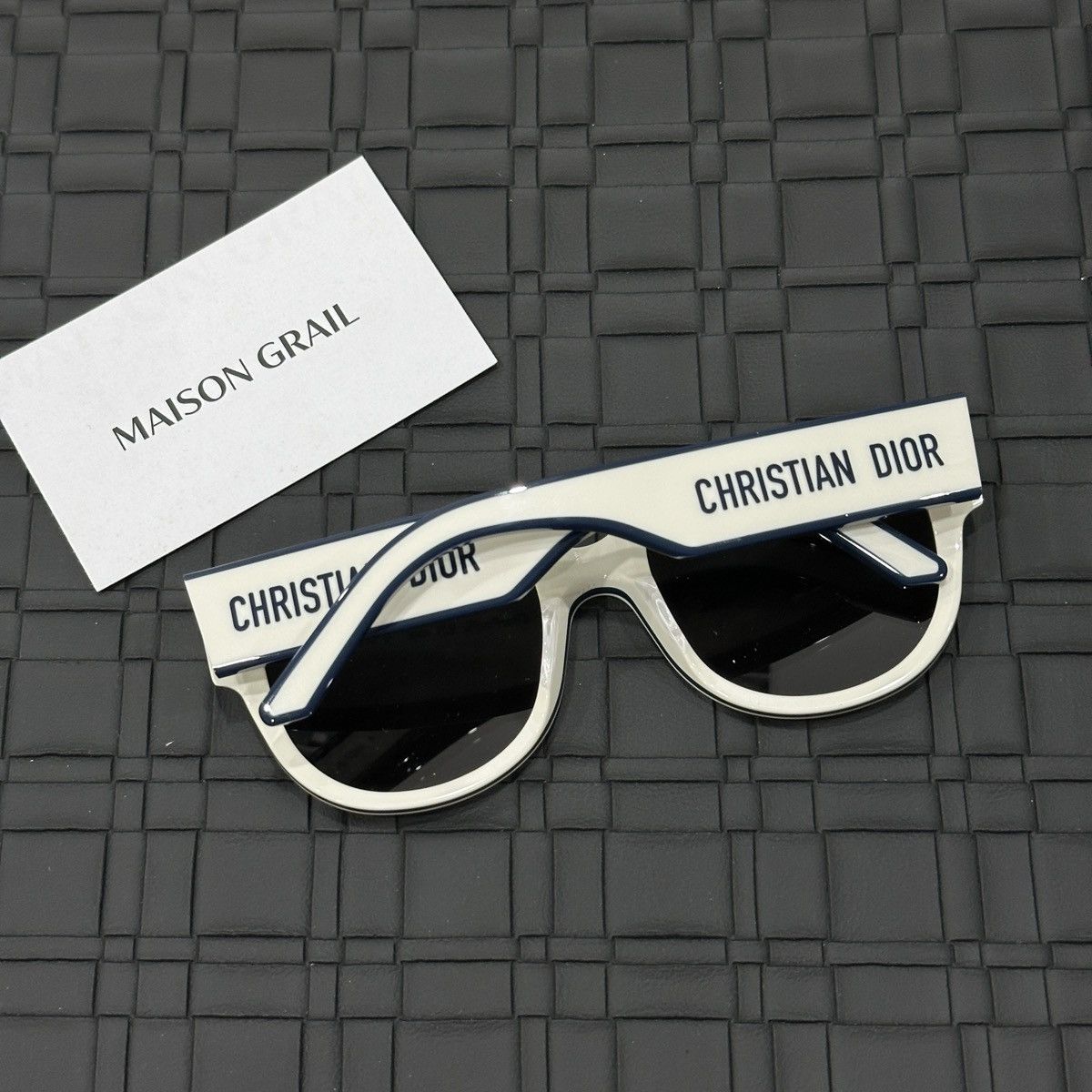 Dior DIOR DIORPACIFIC B2I 95A8 SUNGLASSES Size ONE SIZE - 1 Thumbnail