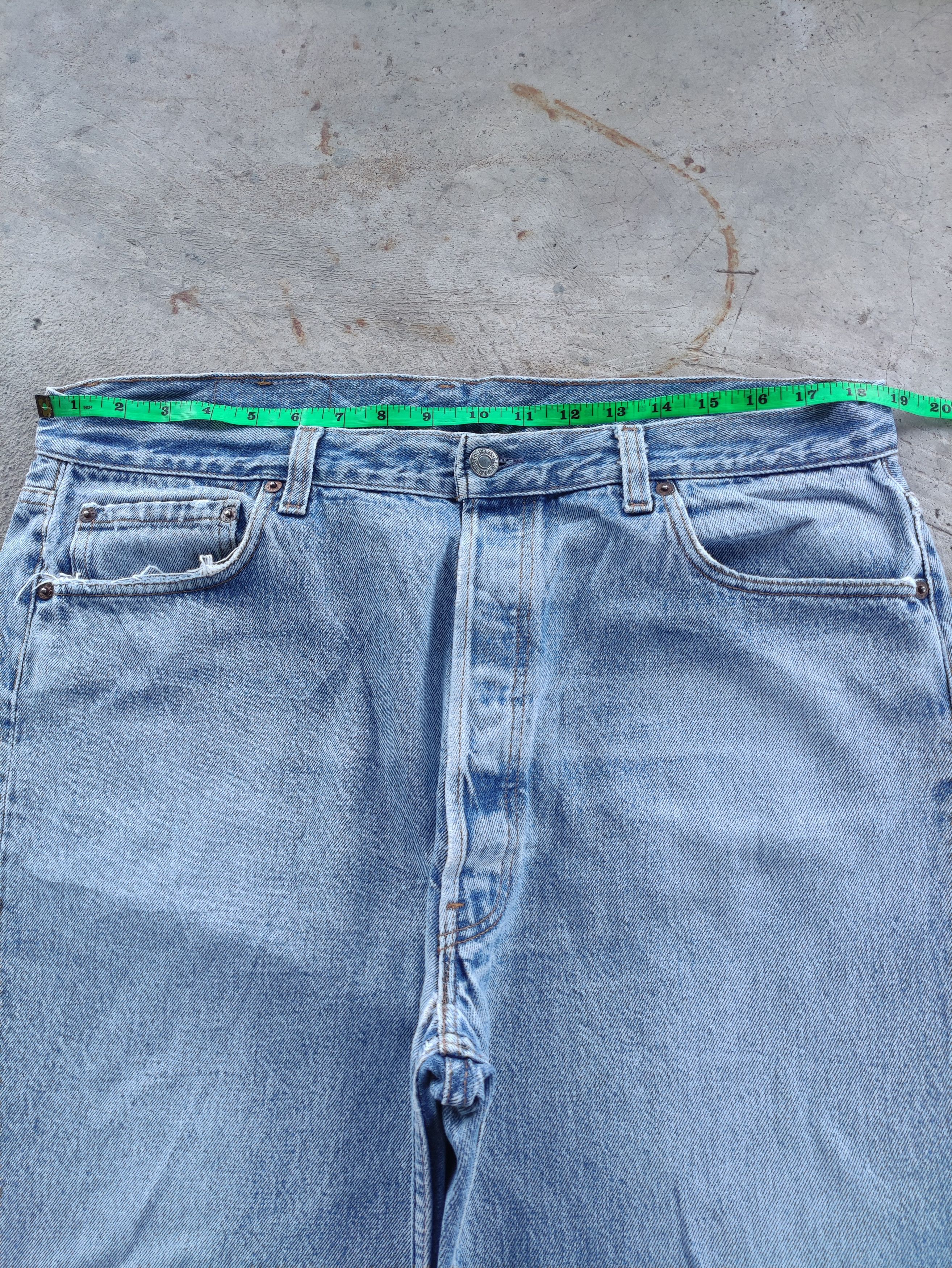 Levi's Vintage Levis Button Jean Distressed Faded Denim Size US 37 - 6 Thumbnail