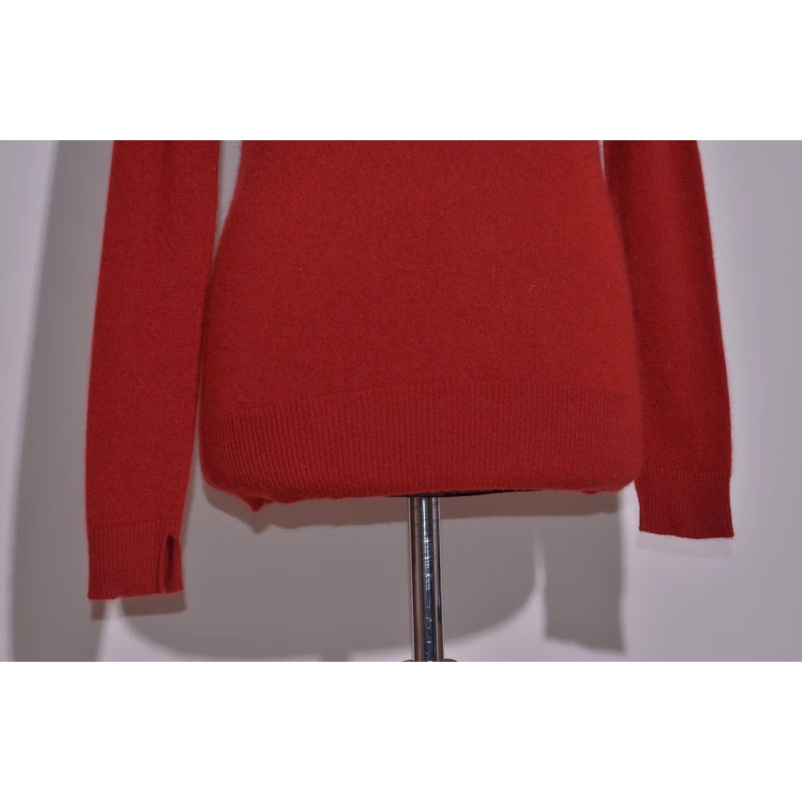 Zara Zara Knit Women's 100% Cashmere Red V-Neck Sweater Jumper Pullover Size S Size S / US 4 / IT 40 - 3 Thumbnail