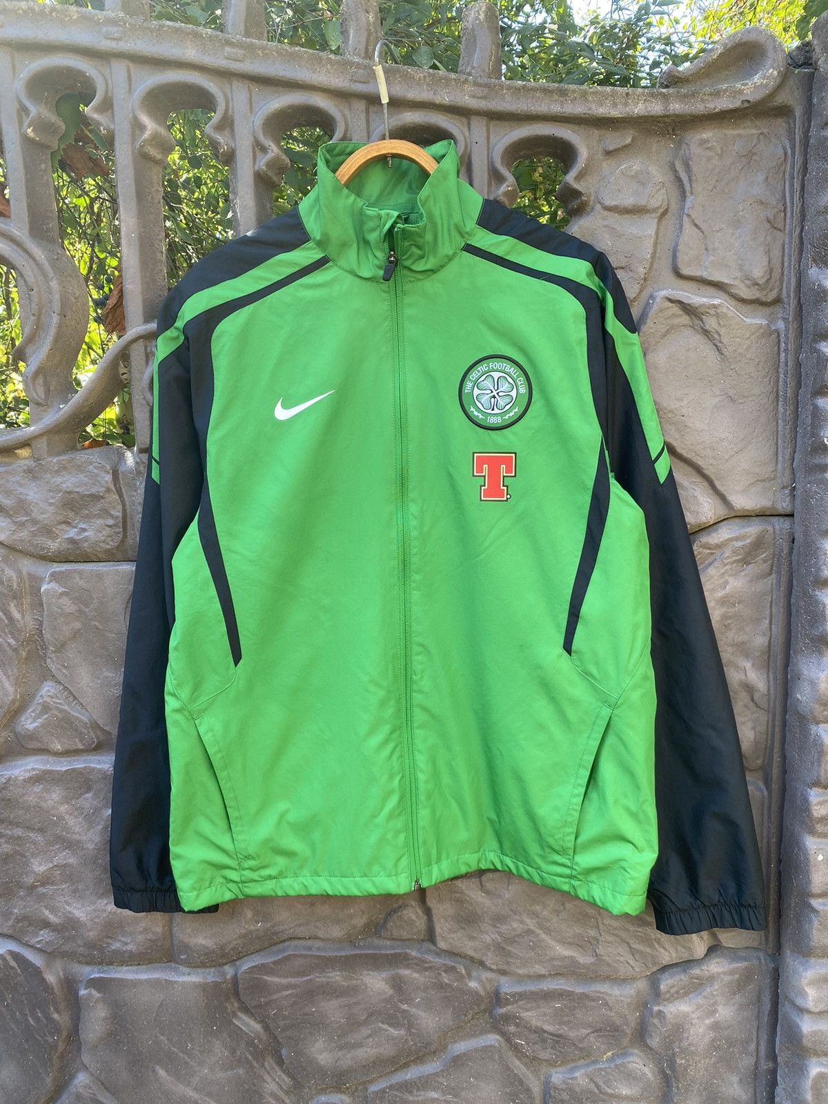 Nike × Vintage CELTIC 11/12 TRAINING FOOTBALL SOCCER JACKET NIKE 381821-391 Size US M / EU 48-50 / 2 - 1 Thumbnail