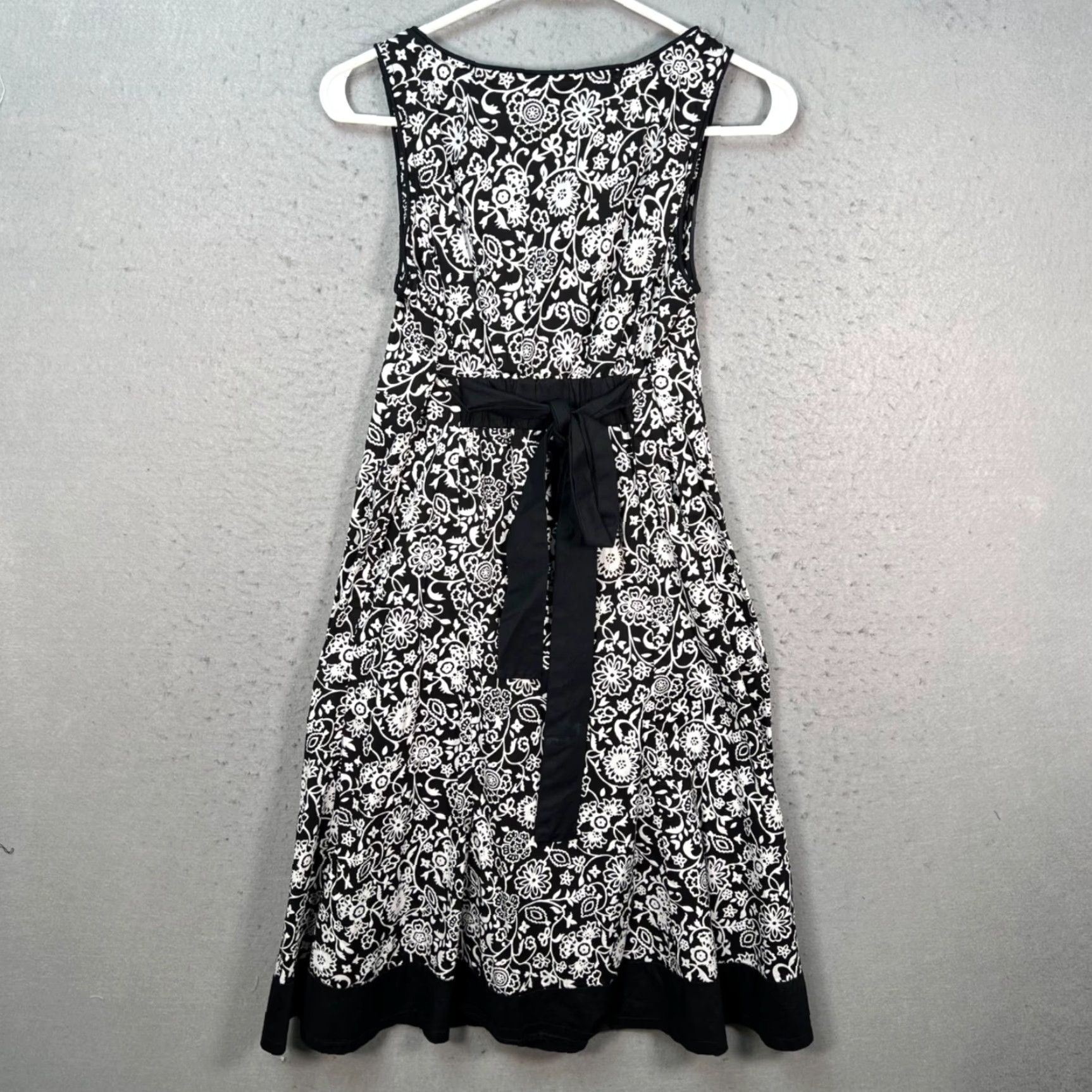 Vintage Motherhood Maternity Womens Size S Black White Floral Sleeveless Dress Size S / US 4 / IT 40 - 2 Thumbnail
