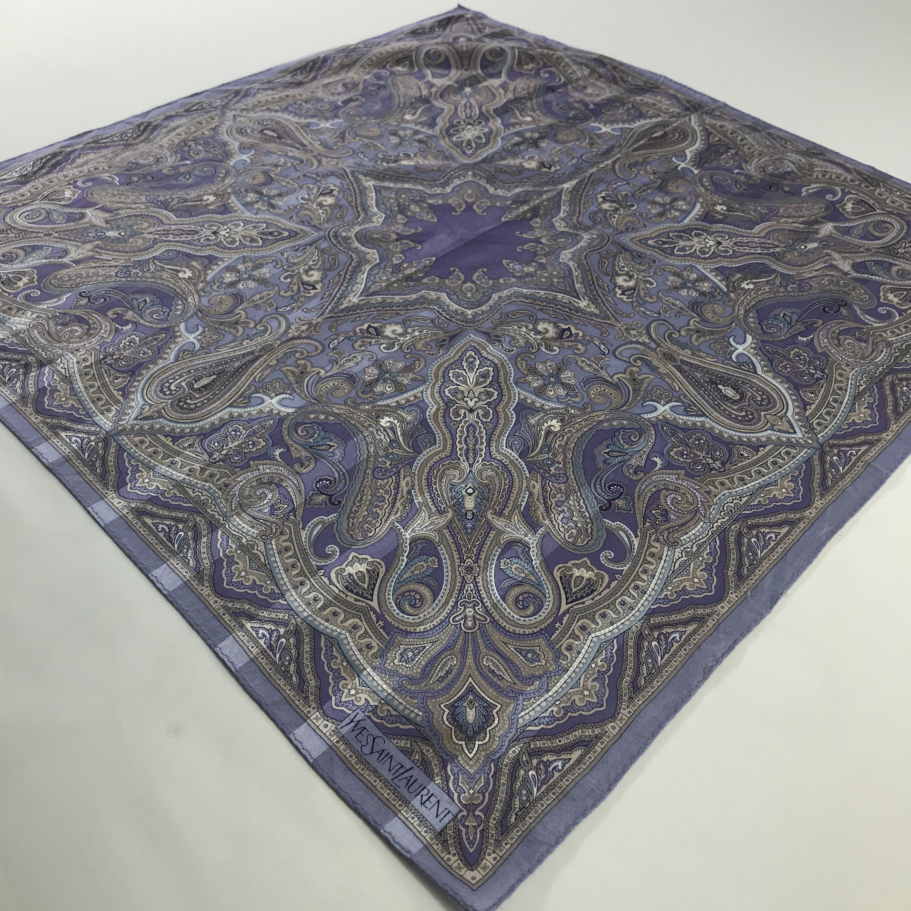 Vintage × Yves Saint Laurent Yves Saint Laurent Bandana / Handkerchief /Neckerchief -S632 Size ONE SIZE - 2 Thumbnail