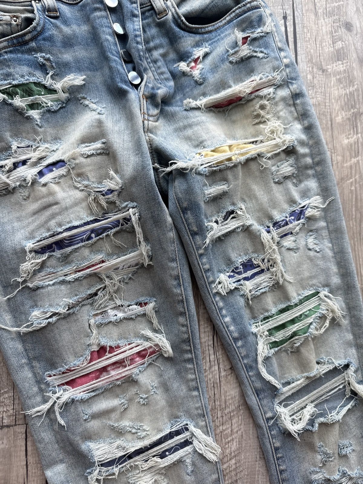Amiri Amiri MX1 Multi-Color Bandana Jeans–Size 30–Light Wash Size US 30 / EU 46 - 2 Thumbnail