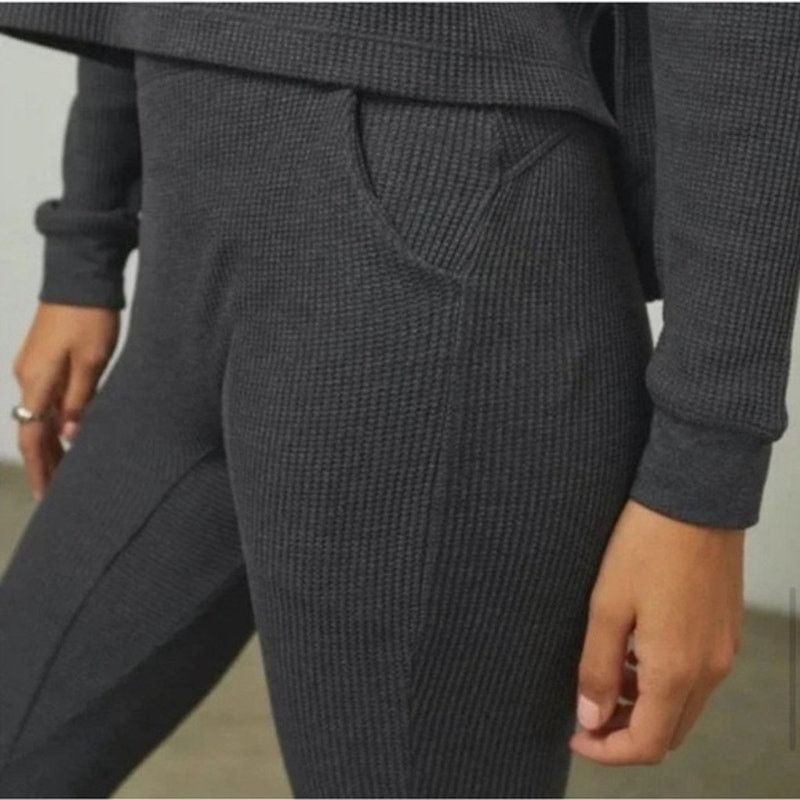 Lunya LUNYA Restore Thermal High Rise Relaxed Jogger Gray Womens M Size 26" / US 2 / IT 38 - 1 Thumbnail