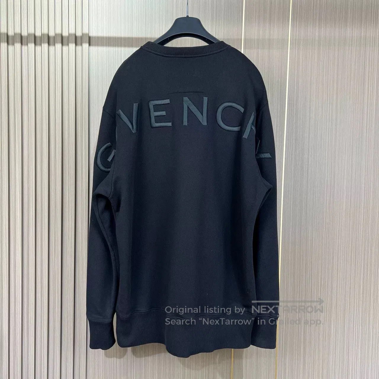 Givenchy Givenchy Black Sweatshirt with Embroidery. Size US XL / EU 56 / 4 - 2 Thumbnail