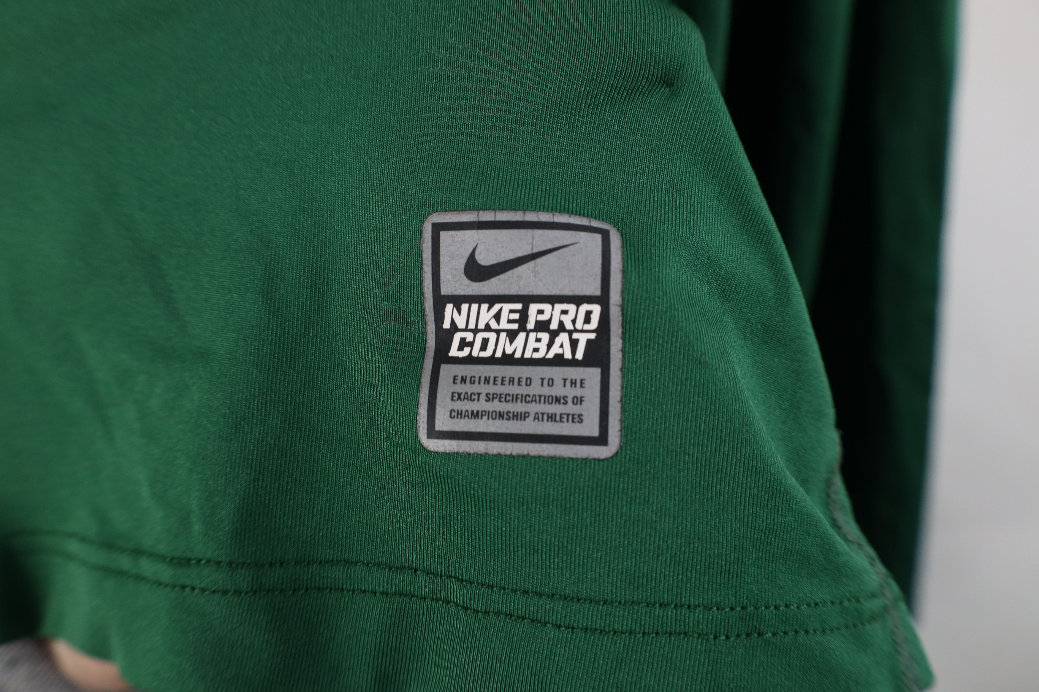 Nike Nike Pro Combat Training Long Sleeve T-Shirt Green Size US L / EU 52-54 / 3 - 9 Thumbnail
