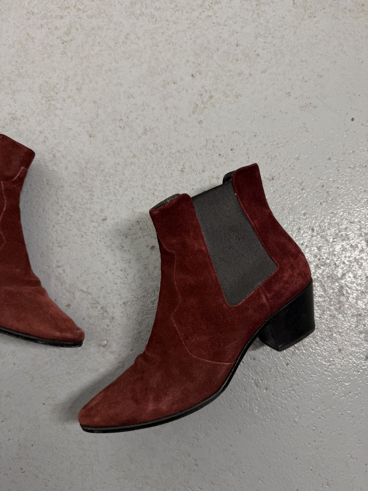 Saint Laurent Paris Saint Laurent Burgundy Suede Chelsea Boots Size US 8 / IT 38 - 2 Thumbnail
