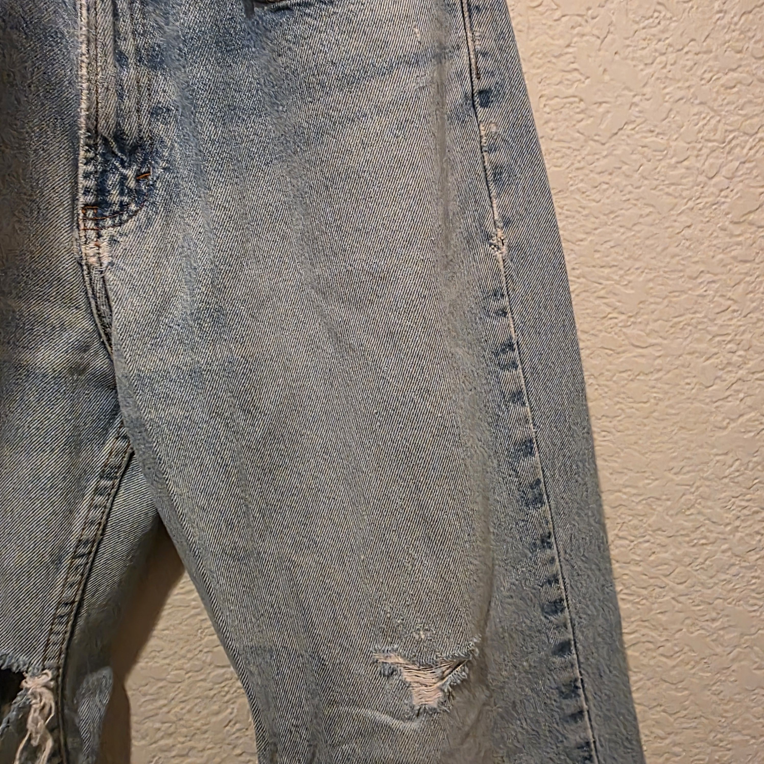 Kirkland Signature 34 x 32 distressed denim jeans Size US 34 / EU 50 - 8 Thumbnail
