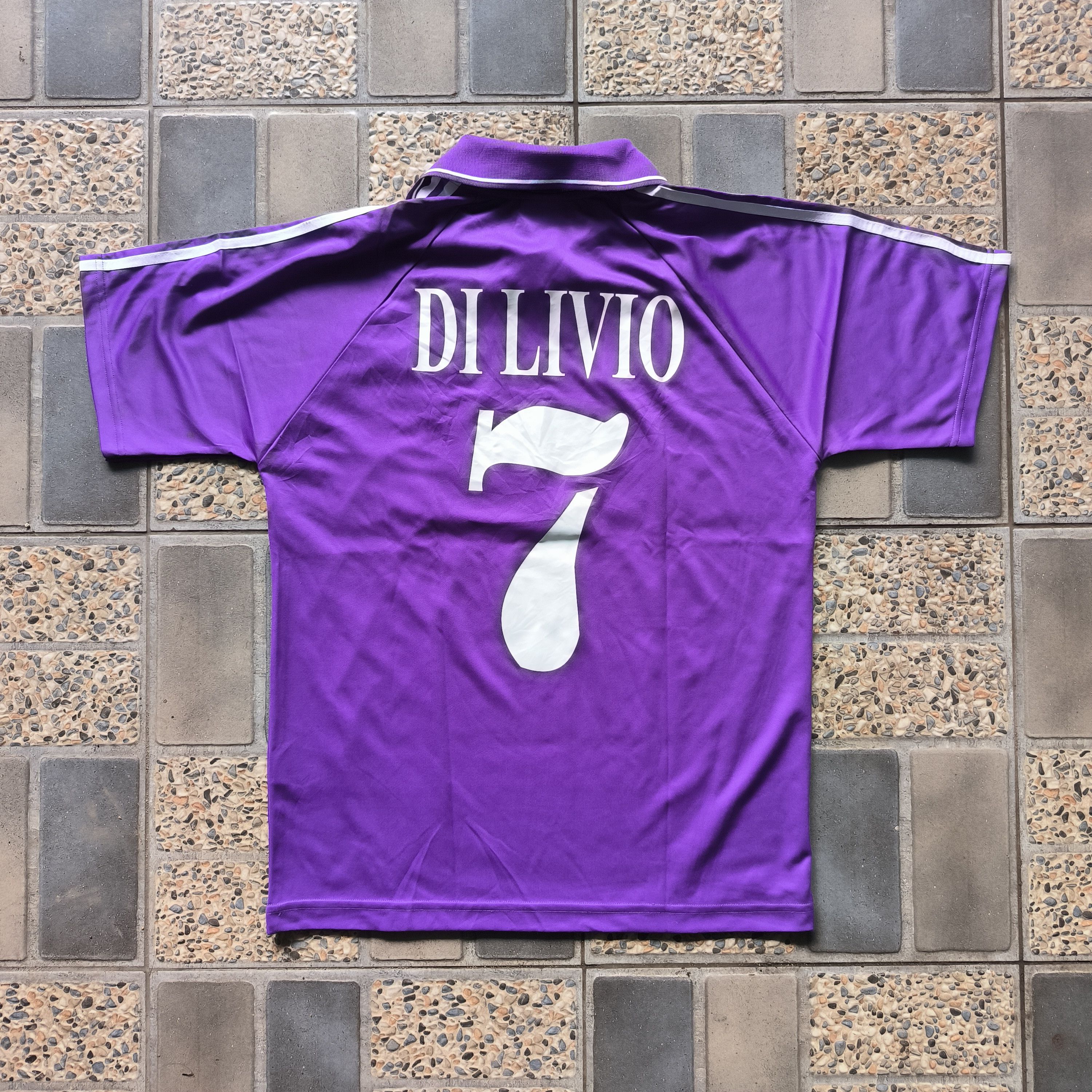 Adidas Vintage 2004 Fiorentina Home Di Livio Jersey Size US L / EU 52-54 / 3 - 8 Thumbnail