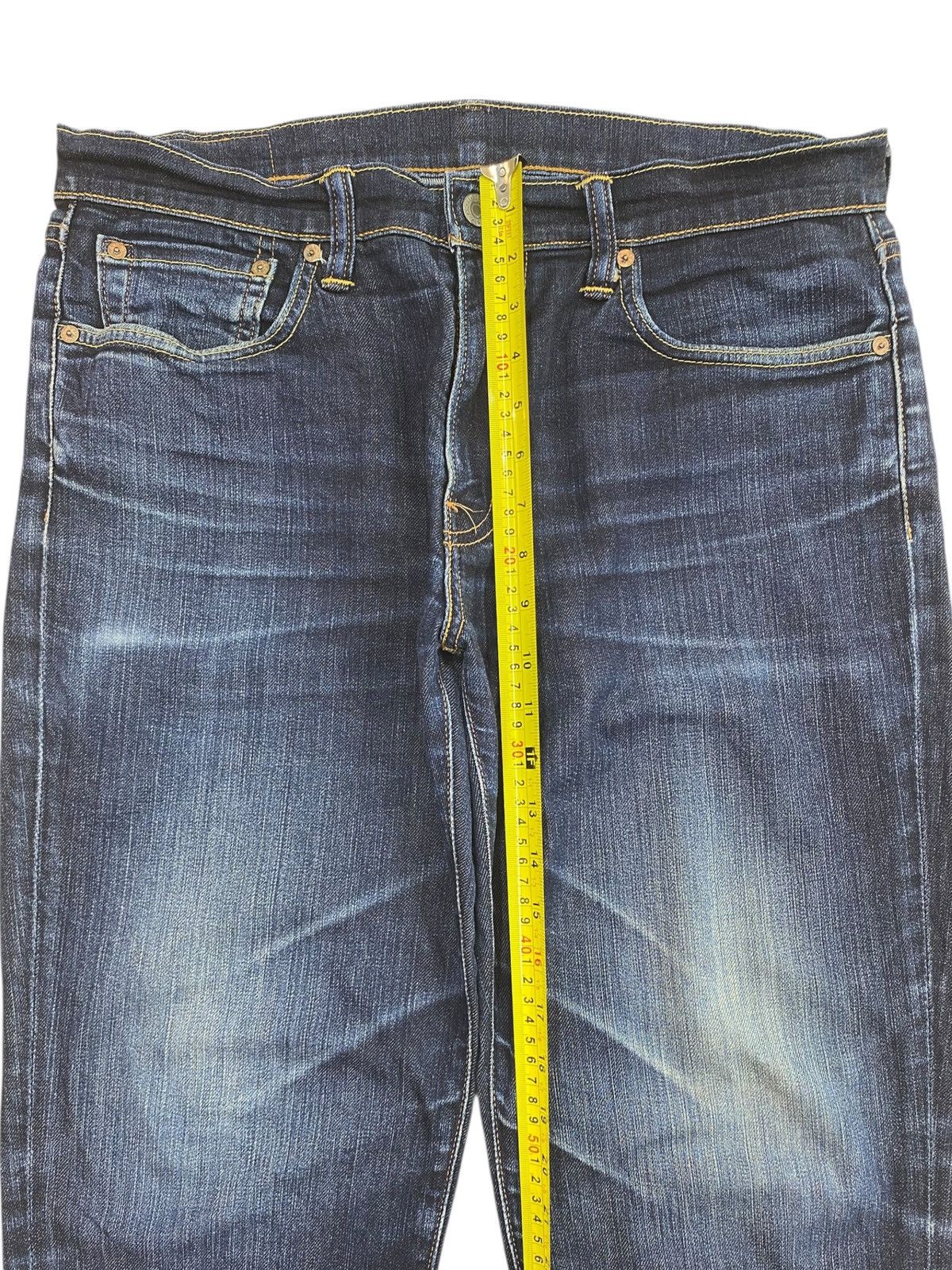 Levi's Levi’s Whiskers Dark Wash Style Light Jeans Size US 34 / EU 50 - 6 Thumbnail