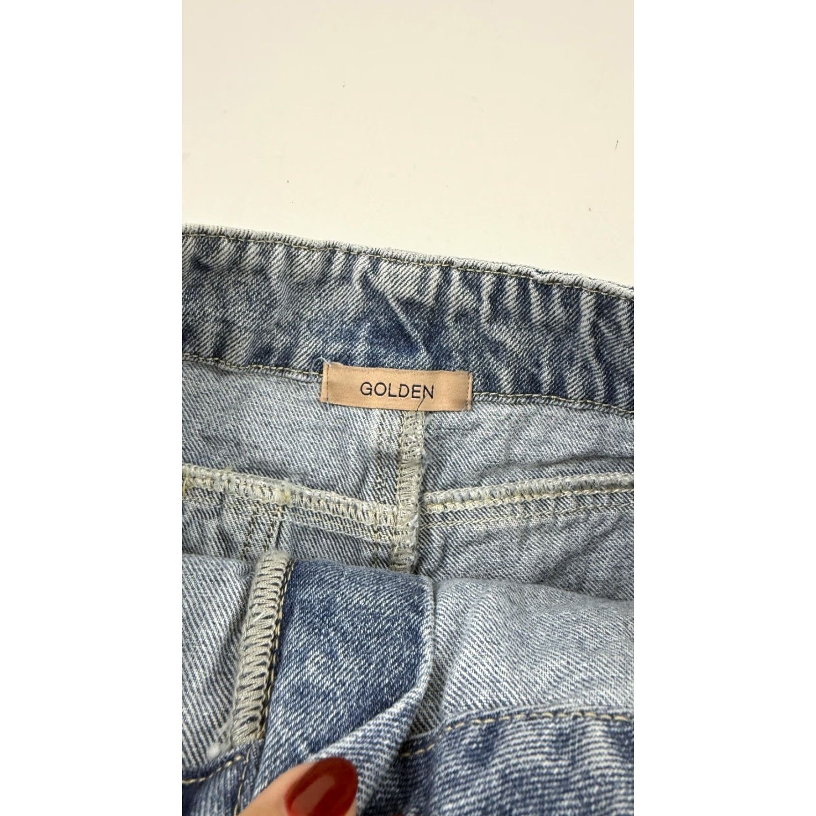 Agolde VINTAGE GOLDEN Denim Skort Womens S Light Wash Wrap Front Raw Hem S2239 Size 28" / US 6 / IT 42 - 3 Thumbnail