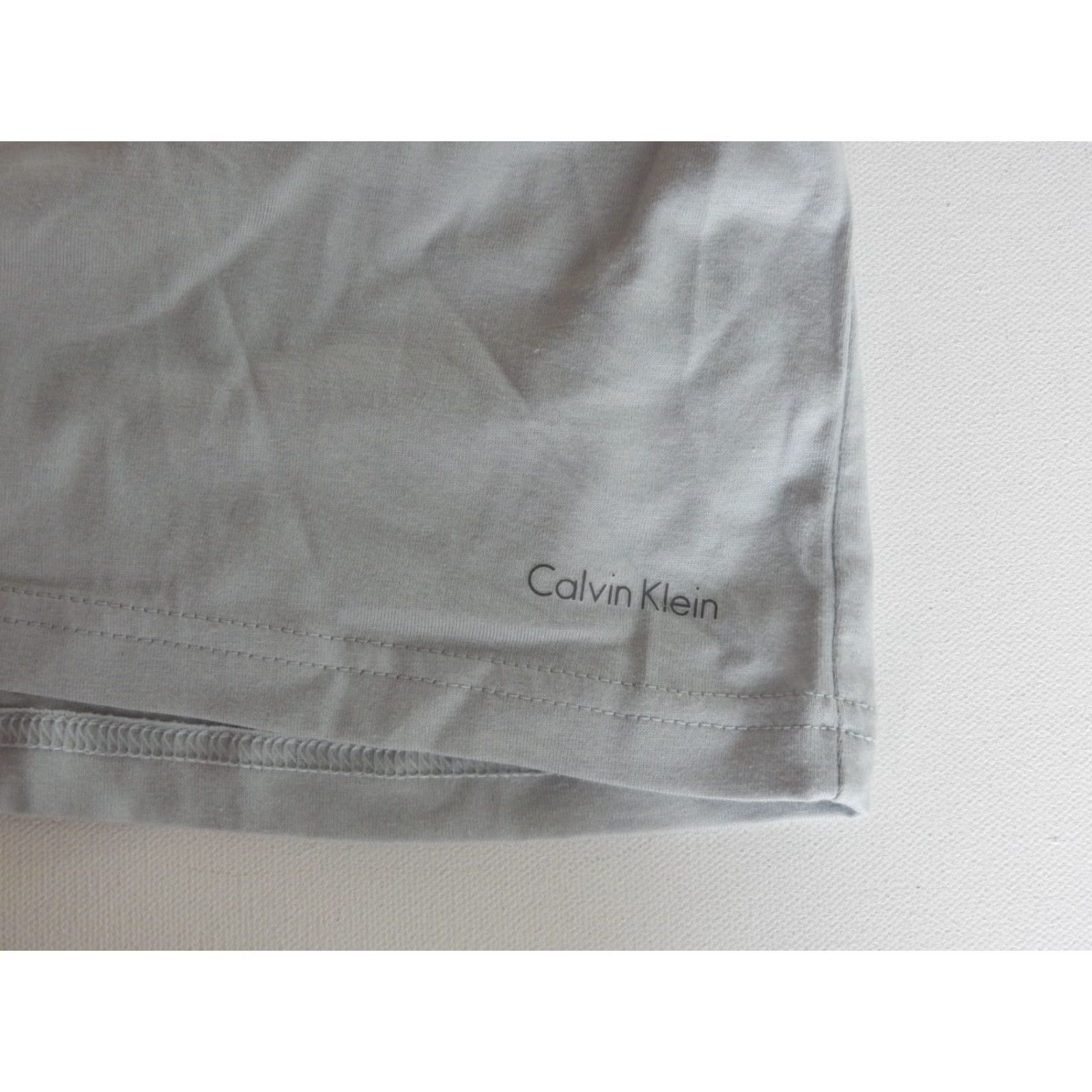Calvin Klein VINTAGE Calvin Klein Men's T-Shirt Long Sleeve Size L Gray Cotton Retro 80s 90s Size US L / EU 52-54 / 3 - 2 Thumbnail